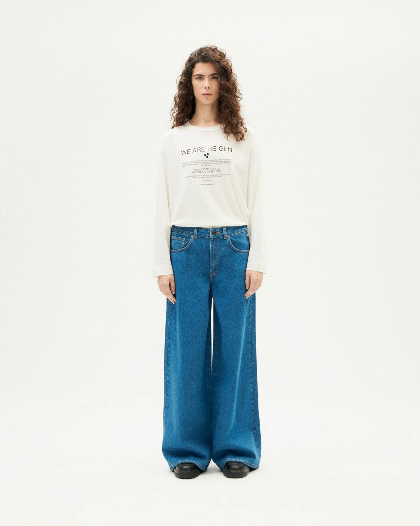 Thinking MU Damen vegan Jeans Hedda Blau – Ansicht 2
