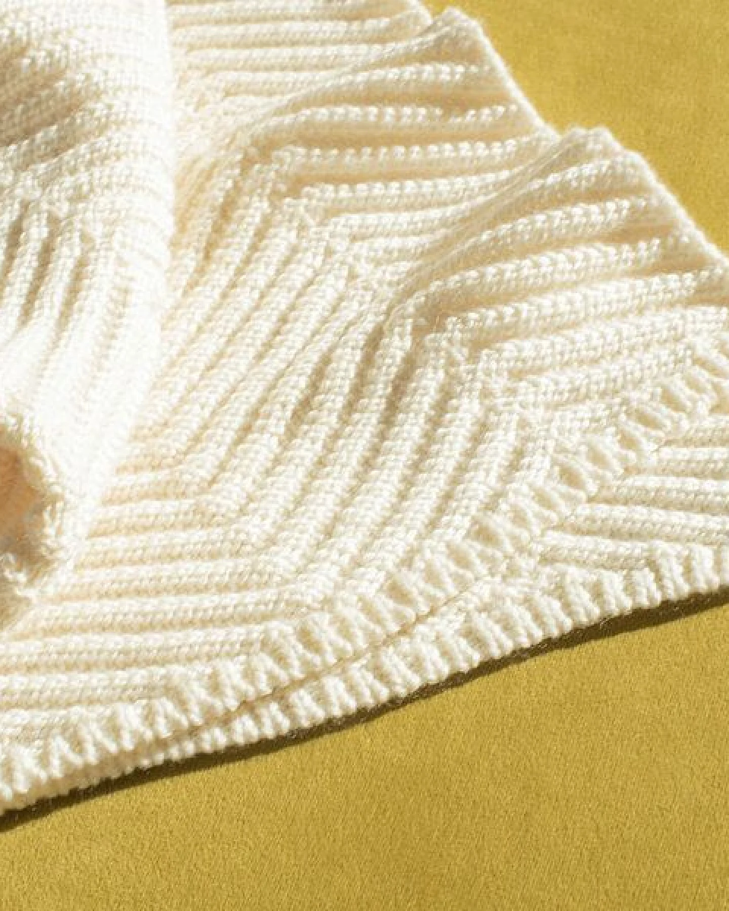 Sonnenstrick – Kuscheldecke aus Merino-Schurwolle für Erwachsene (140 x 200 cm) GOTS – Ansicht 4