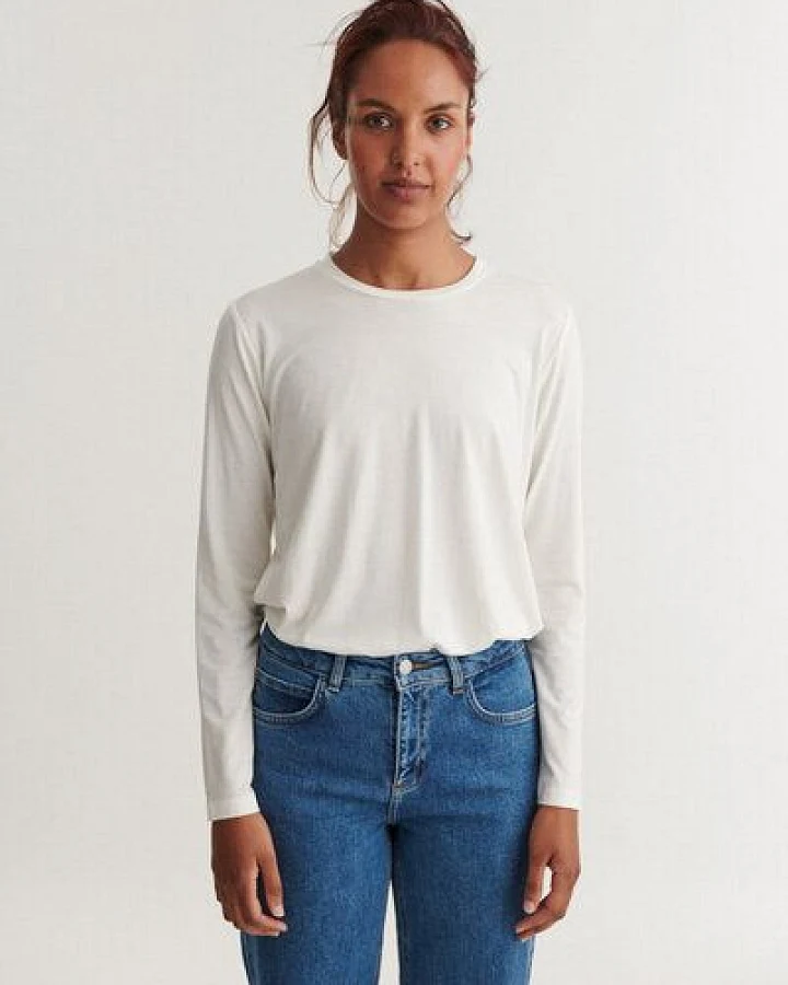 Weiss-Off-White