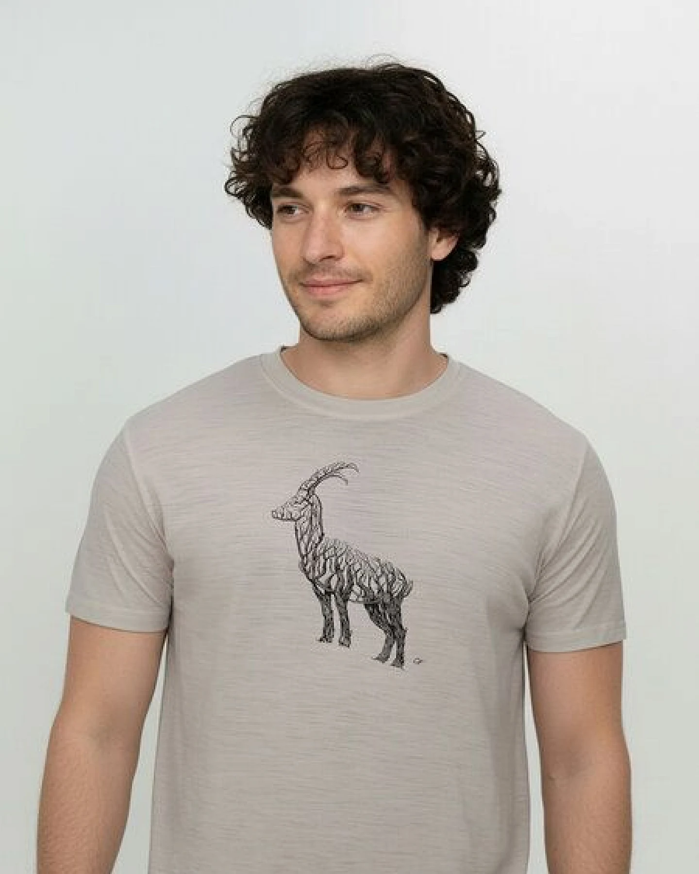 GREENBOMB Animal Ram Loom - Funktionales T-Shirt aus Merino-Wolle / hochwertiger Print / Fair & Vegan – Ansicht 2