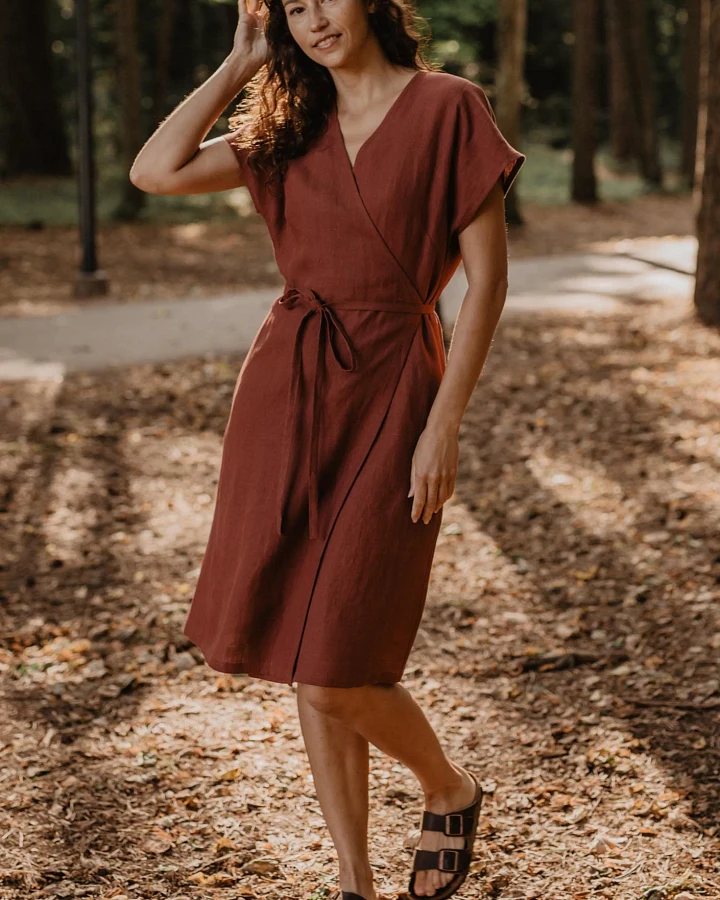AmourLinen Damen vegan Wickelkleid Rom Terrakotta