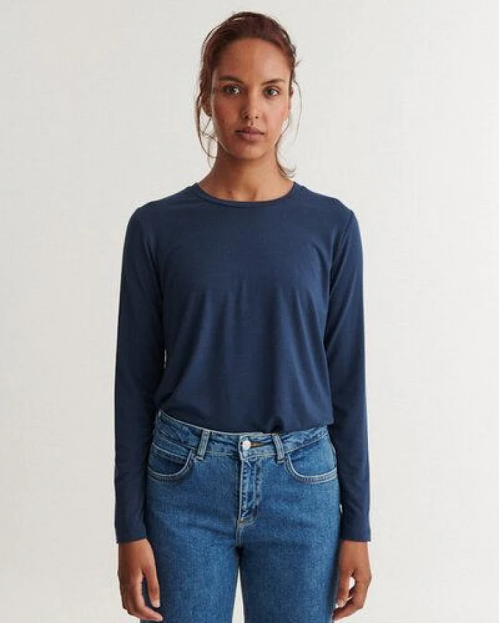 Blau