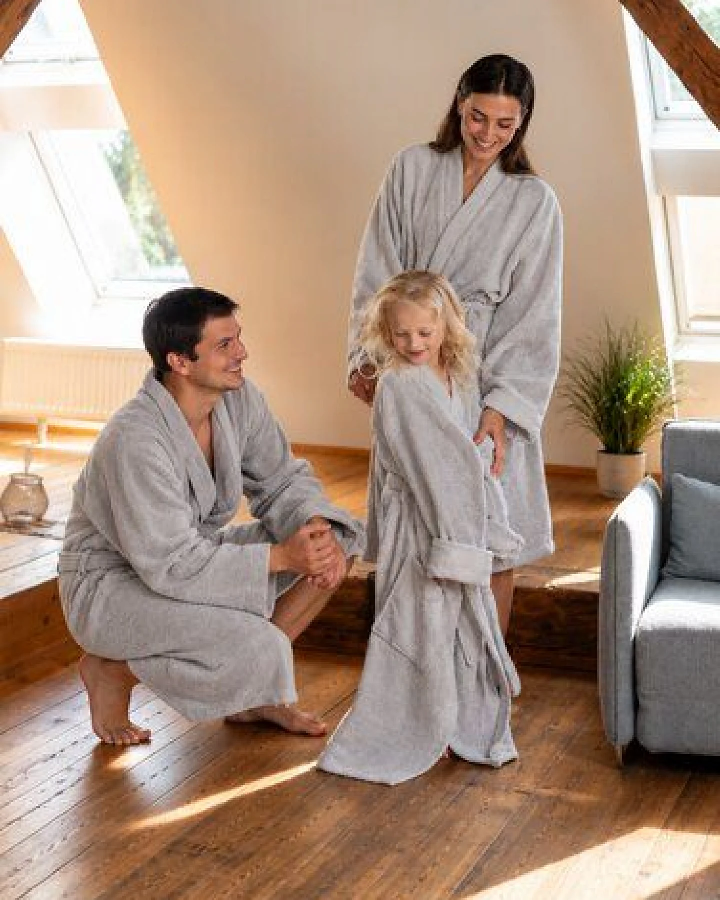Pamukia GOTS Premium-Frottee-Bademantel aus 100 % zertifizierter Bio-Baumwolle – Unisex – Ansicht 2