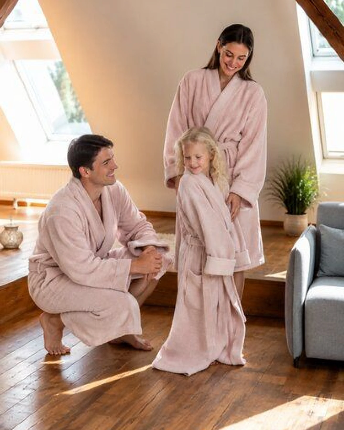 Pamukia GOTS Premium-Frottee-Bademantel aus 100 % zertifizierter Bio-Baumwolle – Unisex – Ansicht 2
