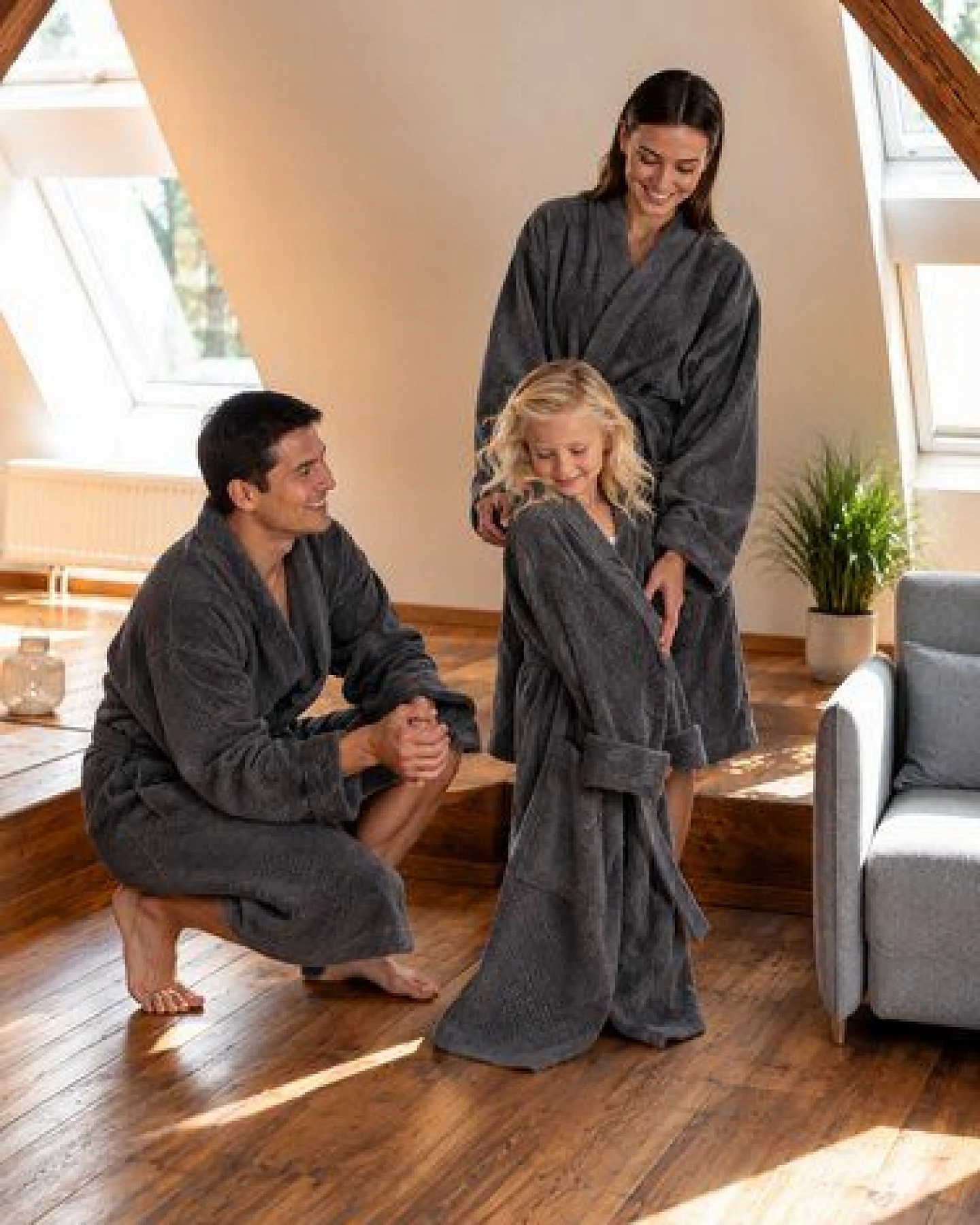 Pamukia GOTS Premium-Frottee-Bademantel aus 100 % zertifizierter Bio-Baumwolle – Unisex – Ansicht 3