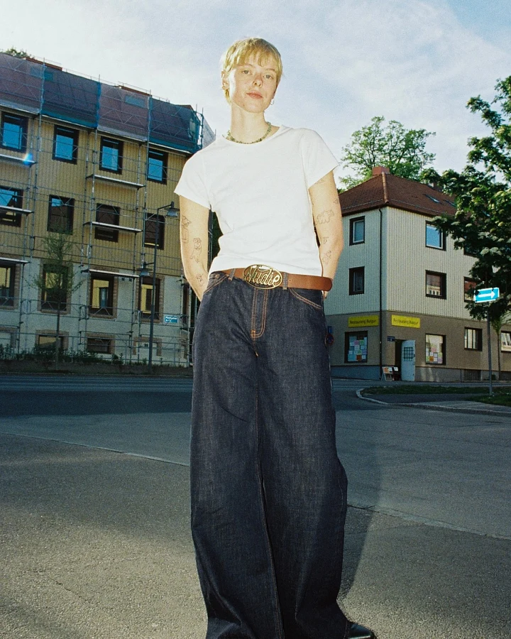 Jeans Sonic Sue One Wash Dunkelblau
