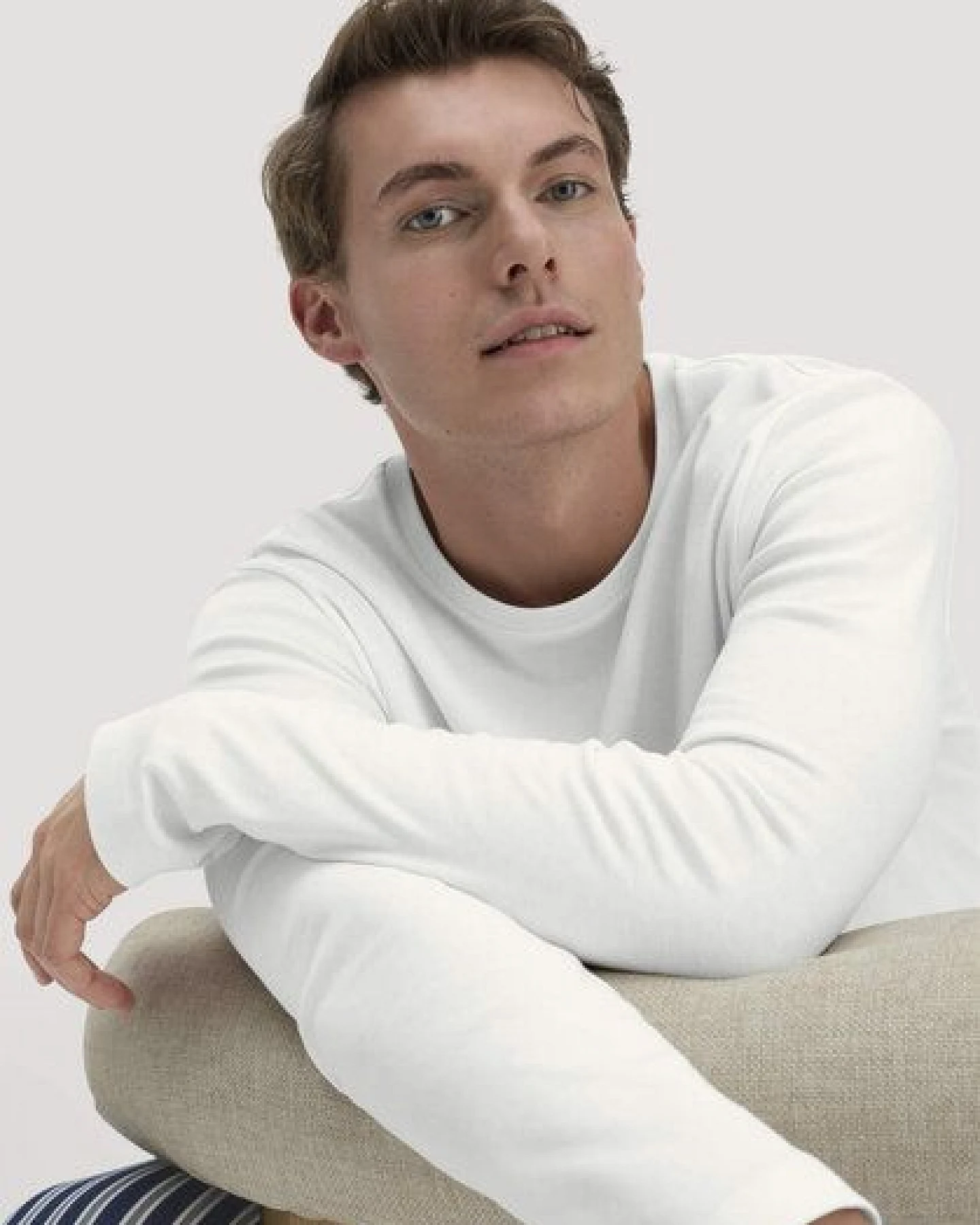 hessnatur Langarm-Schlafshirt aus reiner Bio-Baumwolle – Ansicht 4