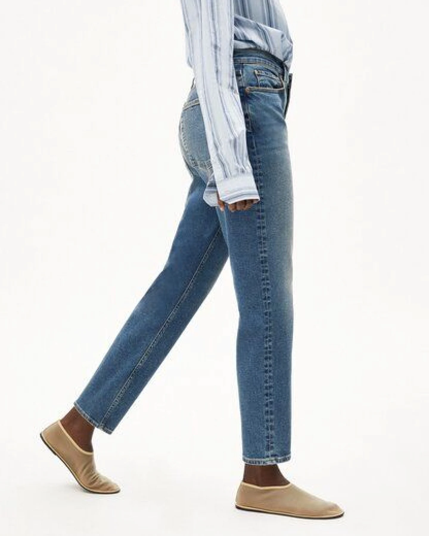 ARMEDANGELS MAIRAA Damen Mom Jeans aus recyceltem Baumwoll-Mix – Ansicht 4