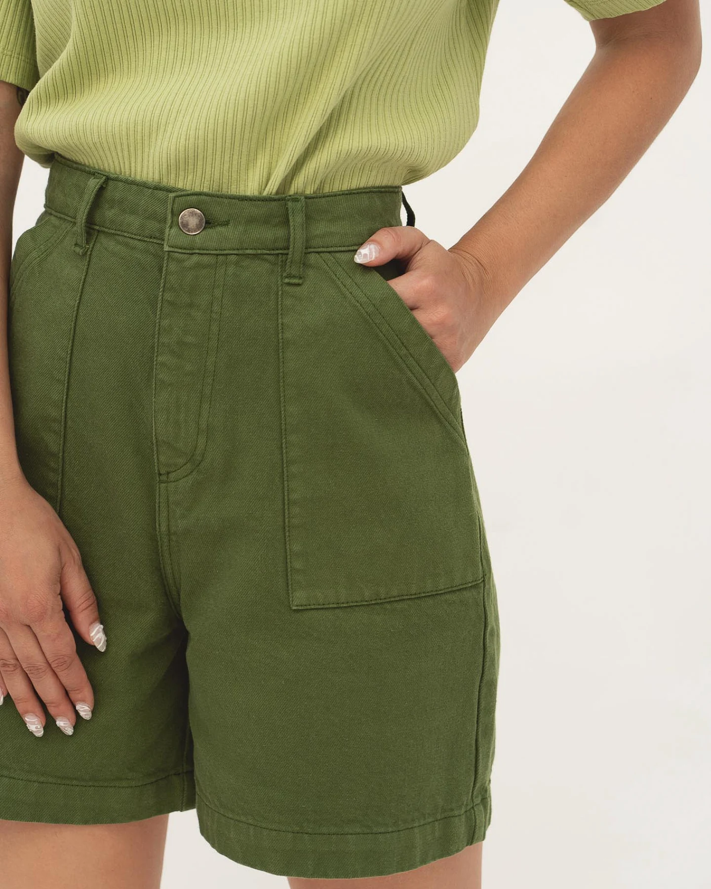 Näz Damen vegan Denim Shorts Karla Grün – Ansicht 2