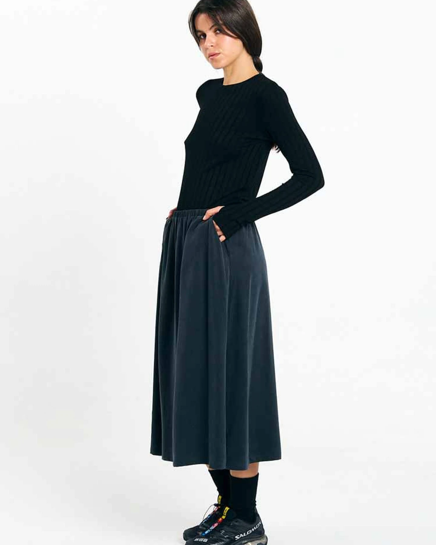 SUITE13LAB Damen vegan Rock Ferro Schwarz – Ansicht 2