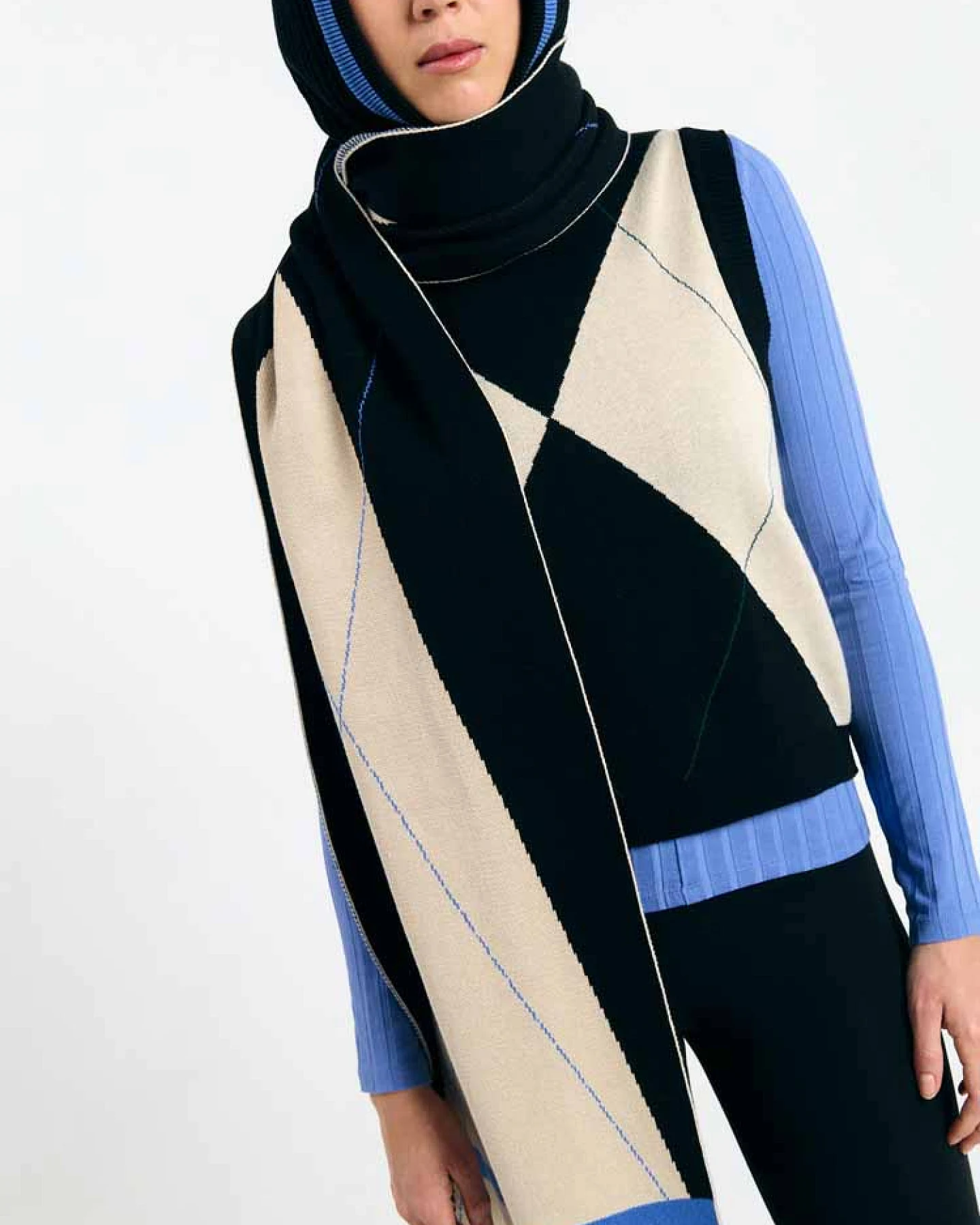 SUITE13LAB Damen vegan Schal London Argyle Schwarz – Ansicht 2