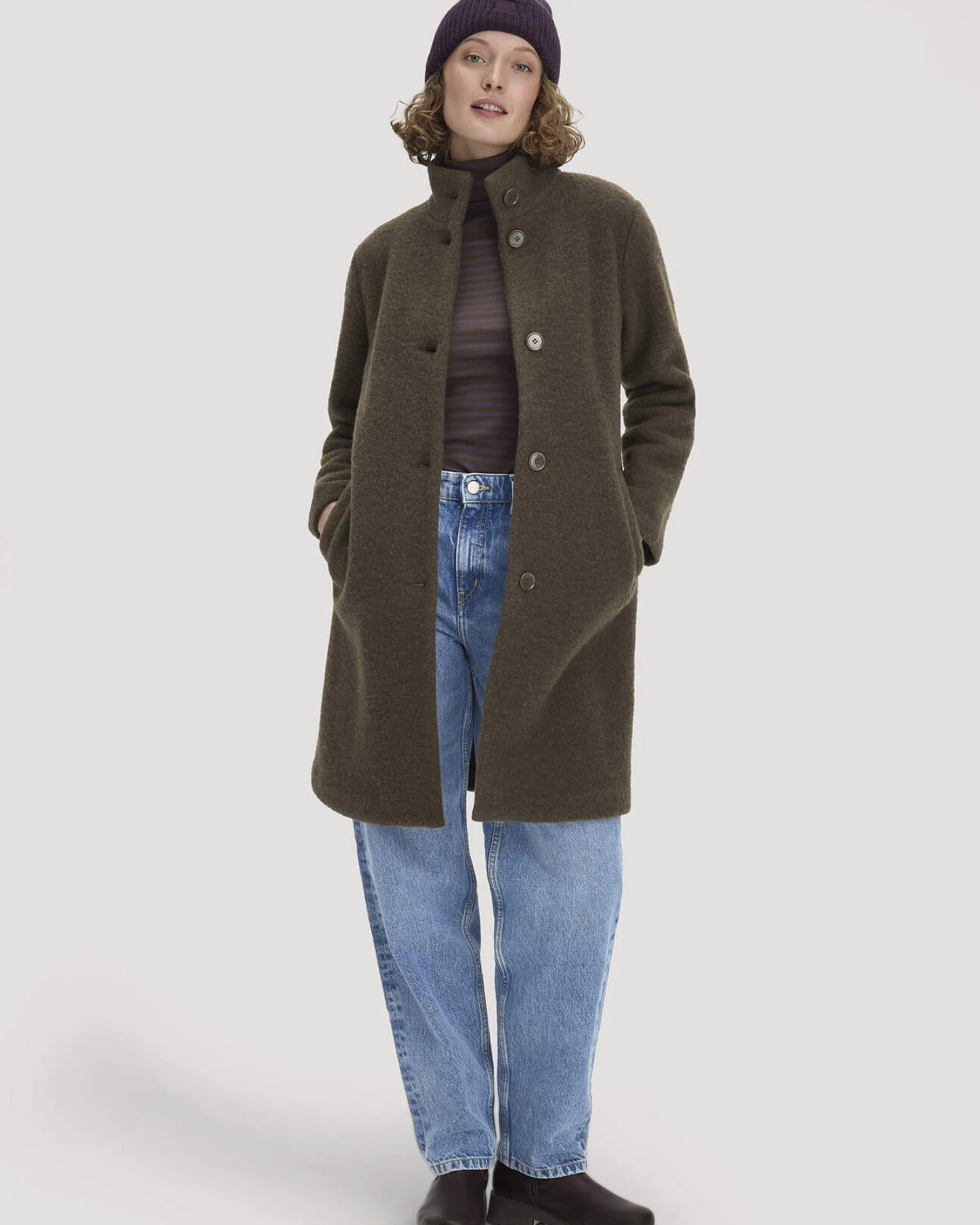 hessnatur Damen Wollfleece Mantel Regular aus Bio-Merinowolle - grün - Größe 44 – Ansicht 4