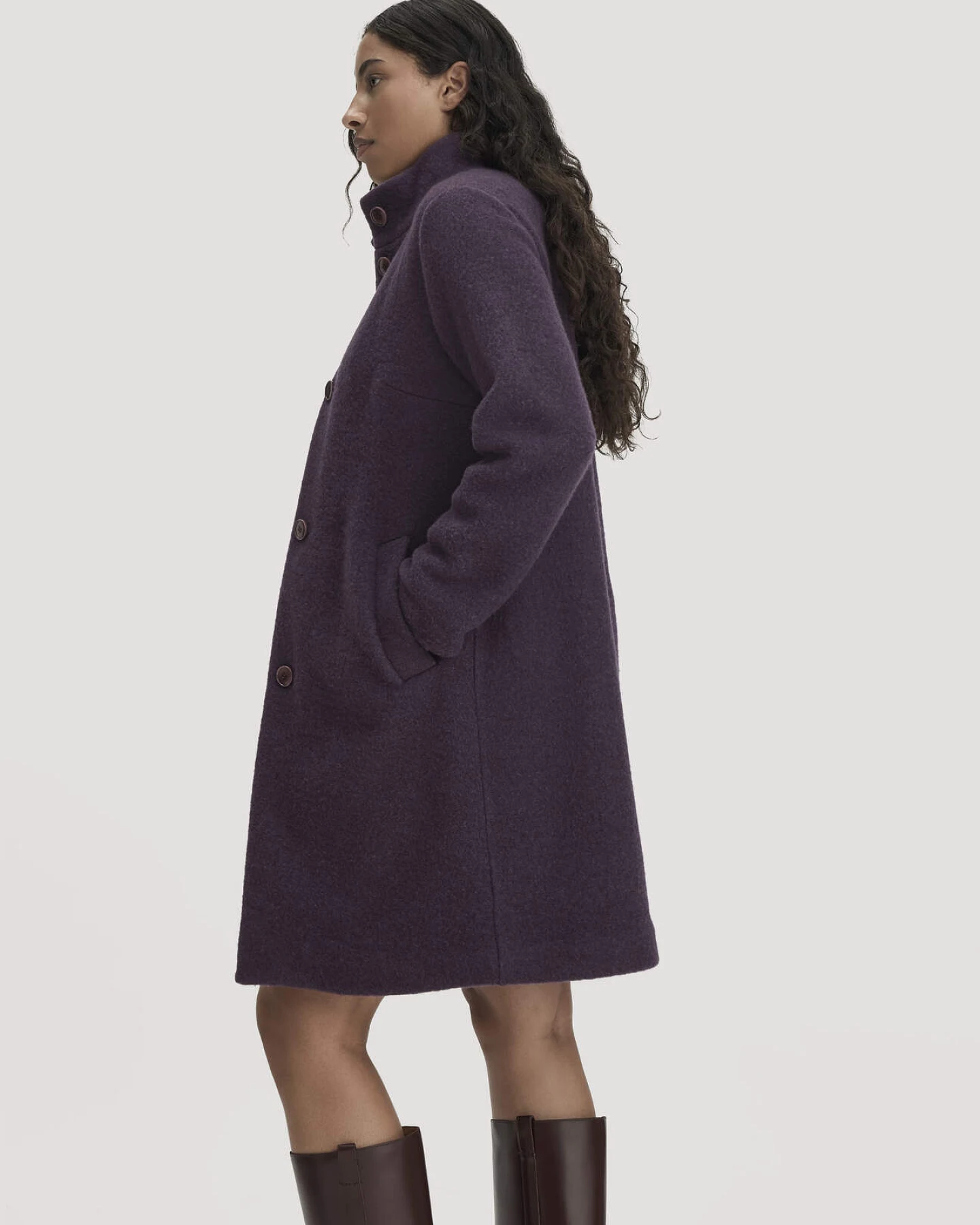 hessnatur Damen Wollfleece Mantel Regular aus Bio-Merinowolle - lila - Größe 42 – Ansicht 4