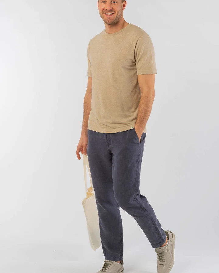 Slim Fit T-Shirt aus Hanf & Bio Baumwolle