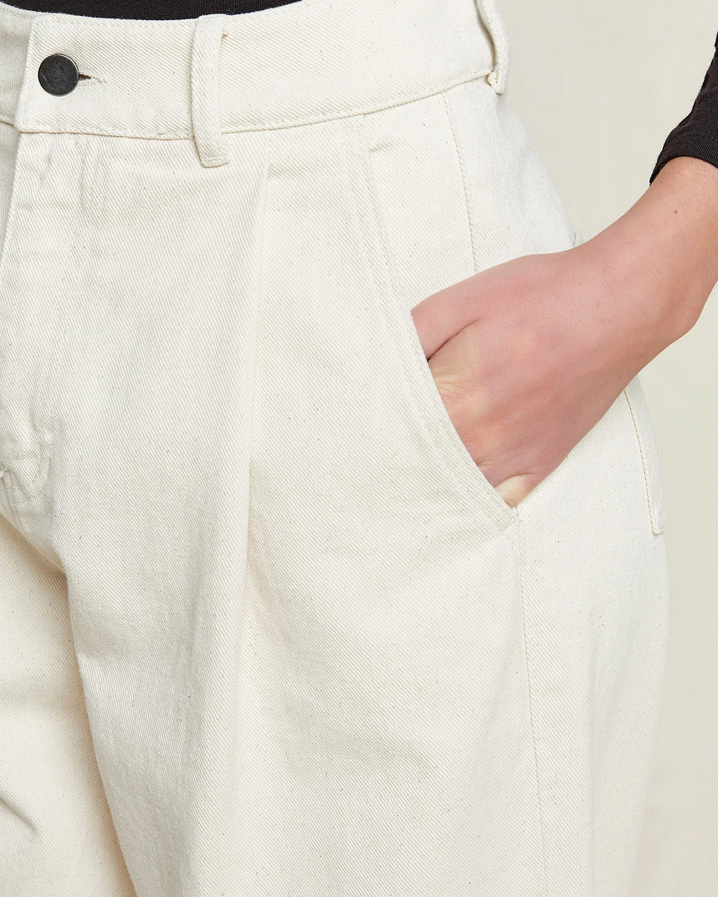 Tapaered Trousers aus Bio Baumwolle – Ansicht 3