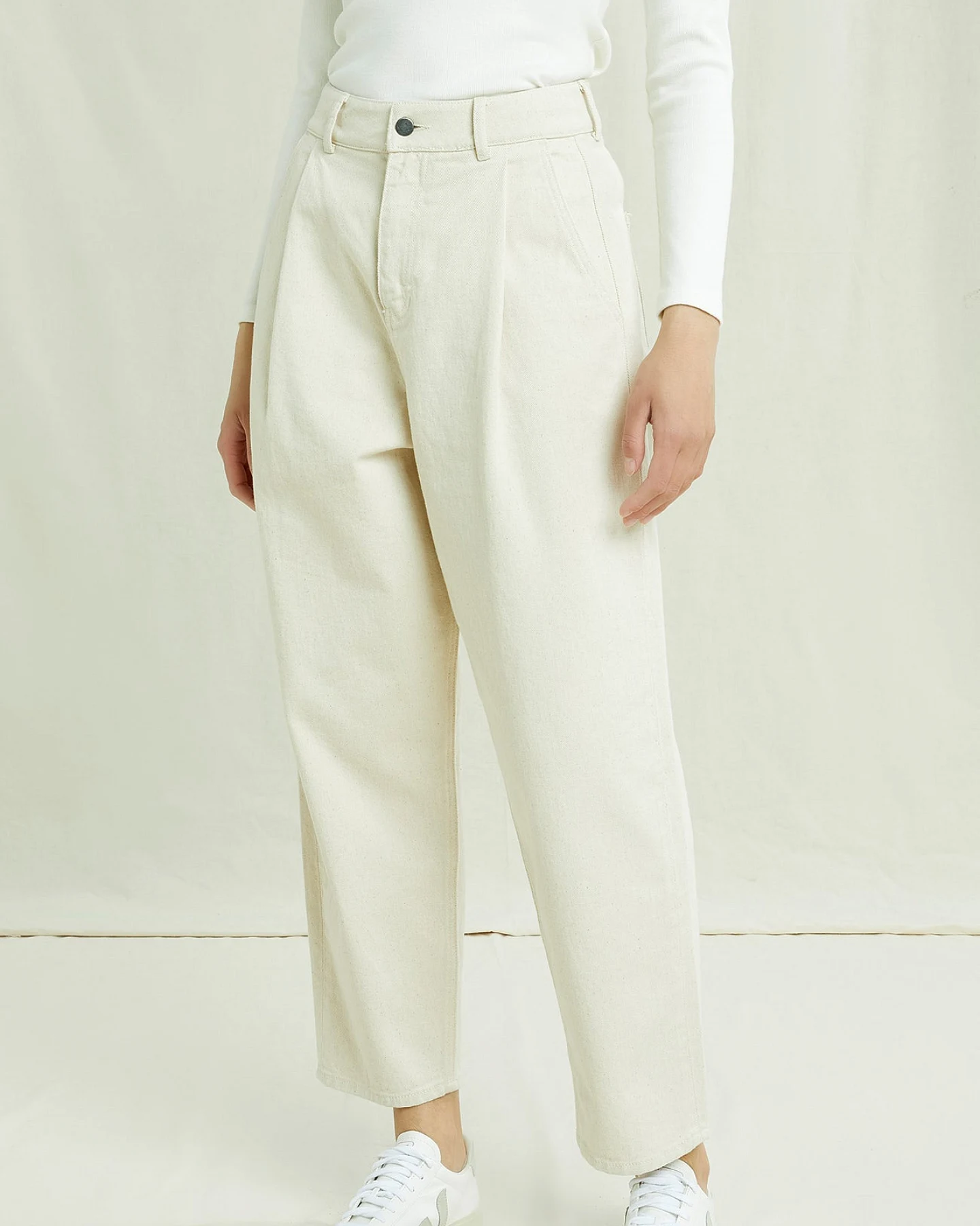 Tapaered Trousers aus Bio Baumwolle – Ansicht 6