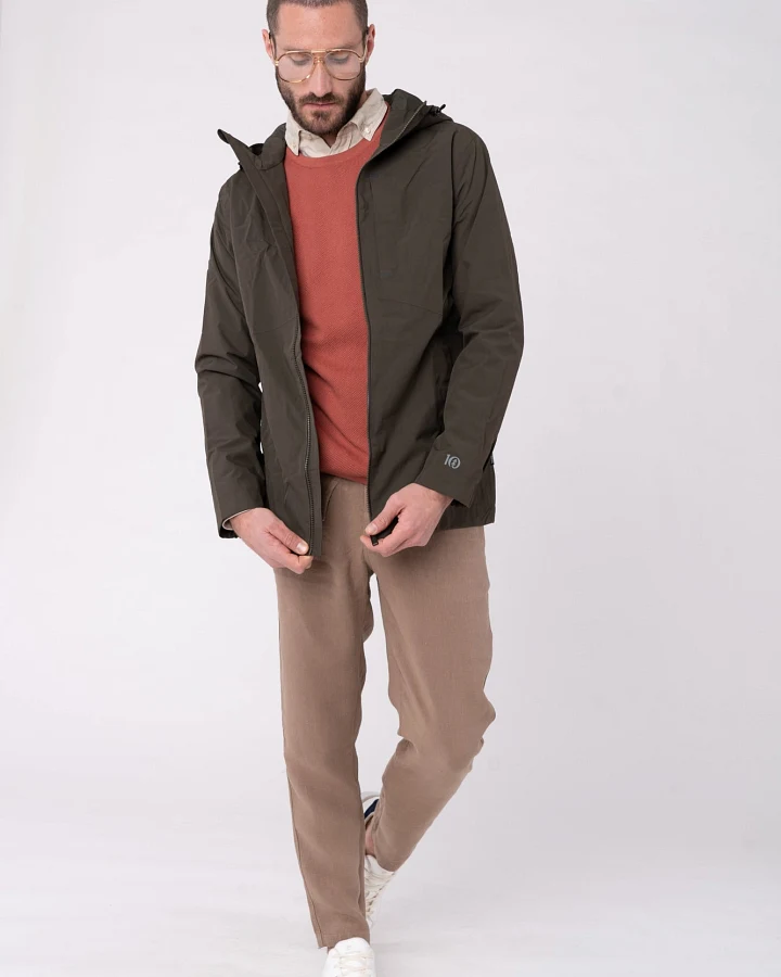 Regenjacke aus recyceltem Polyester