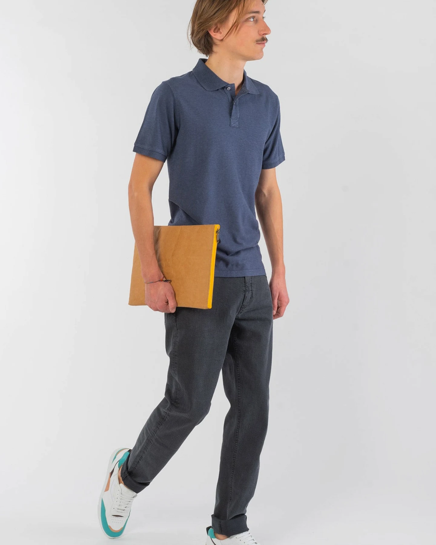 Klassisches Poloshirt aus Hanf & Bio Baumwolle – Ansicht 4