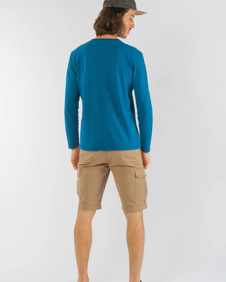 Blau