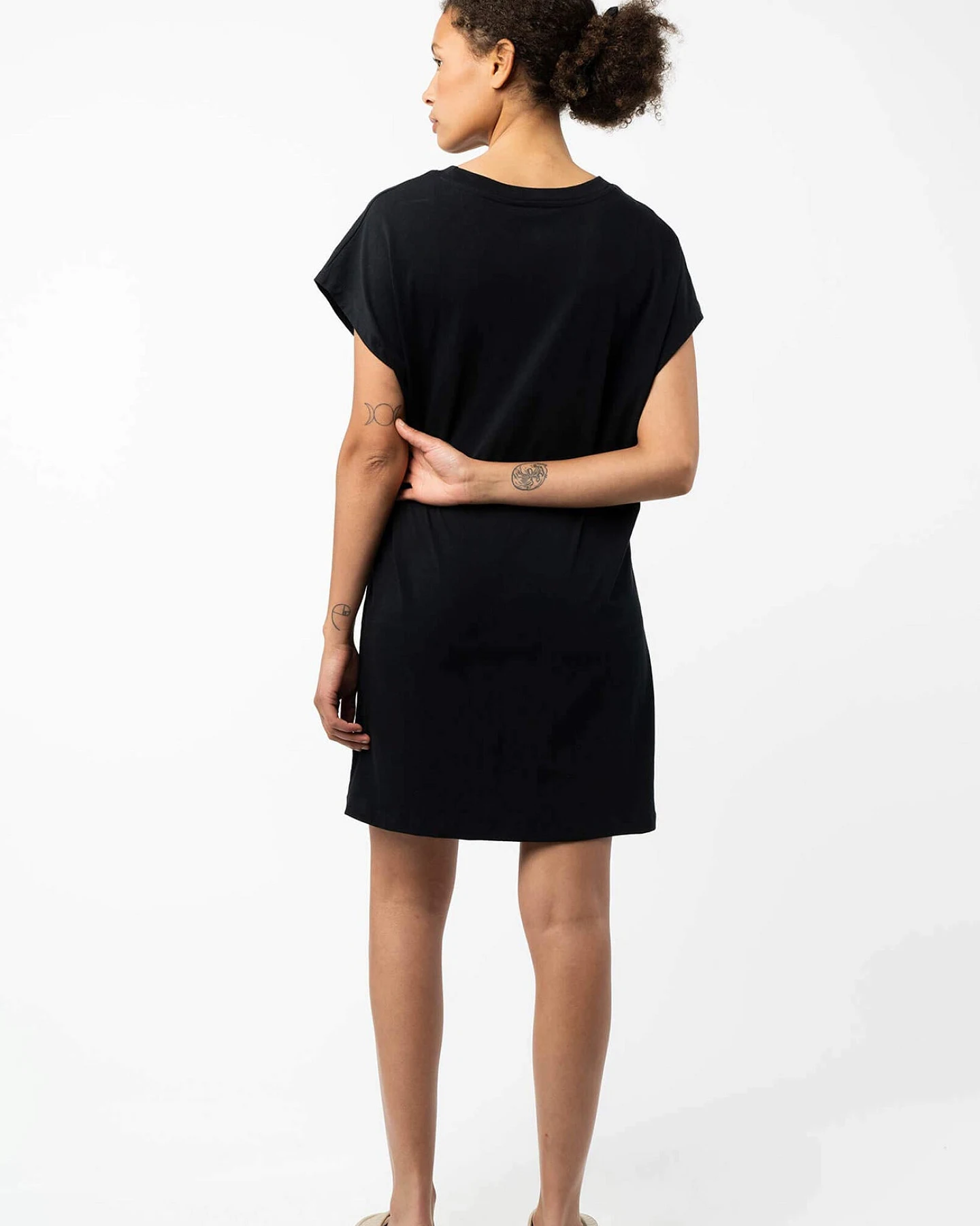 T-Shirt Kleid aus Bio Baumwolle – Ansicht 6