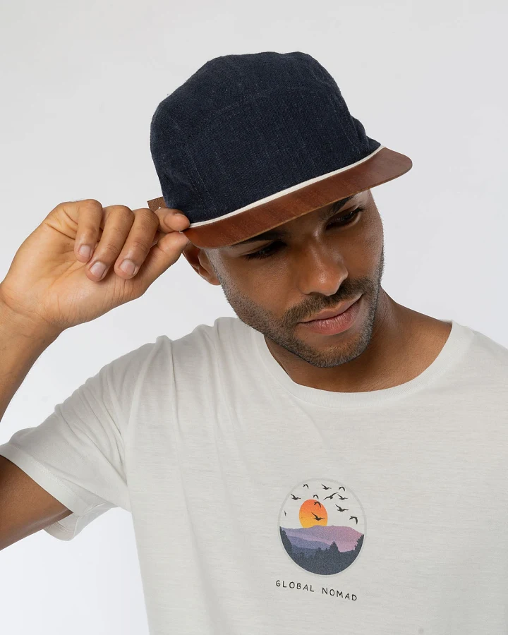 Global Nomad T-Shirt für Männer