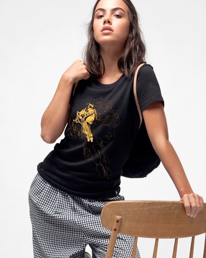 Asian Woman T-Shirt für Frauen