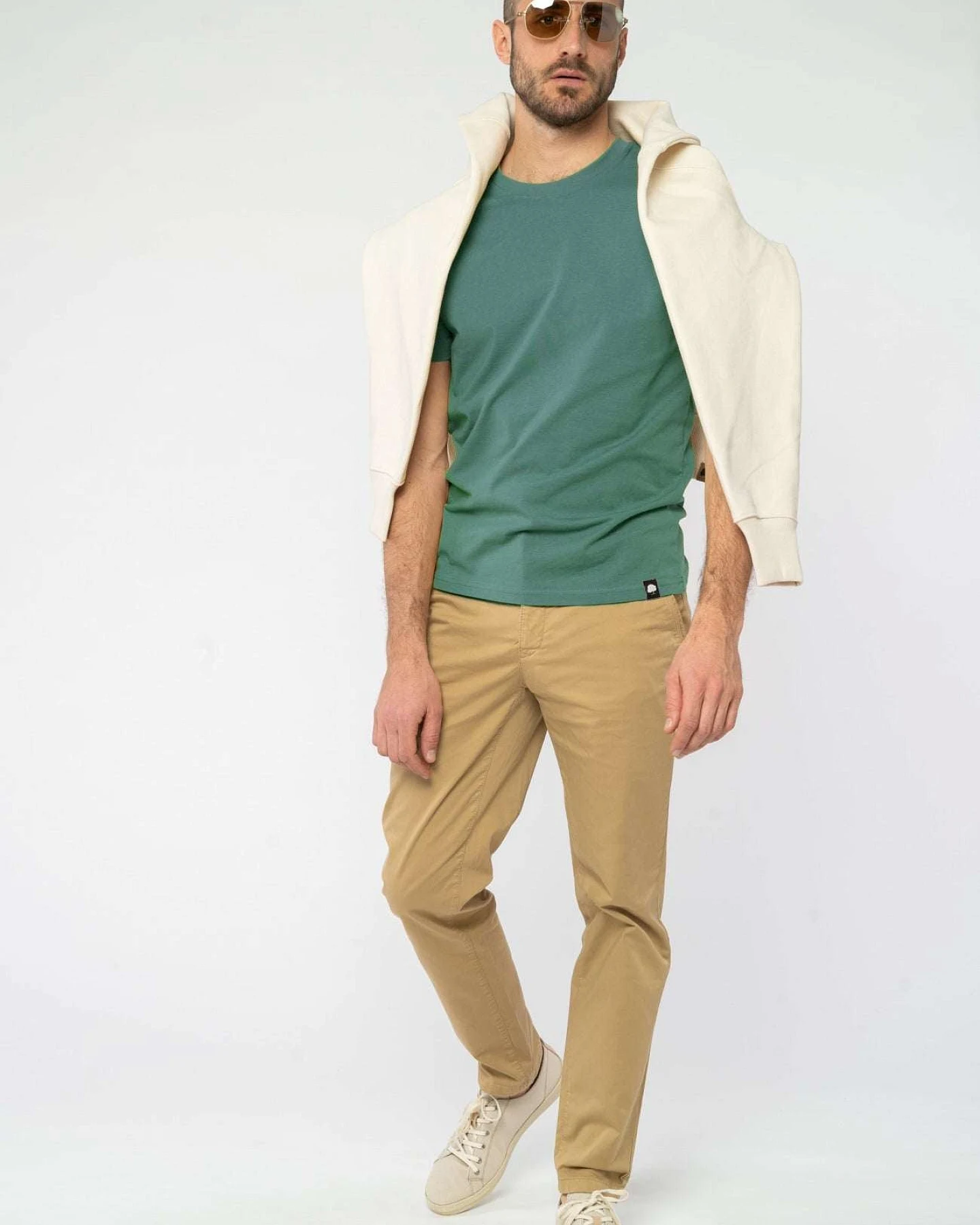 Basic T-Shirt aus Bio-Baumwolle – Ansicht 4