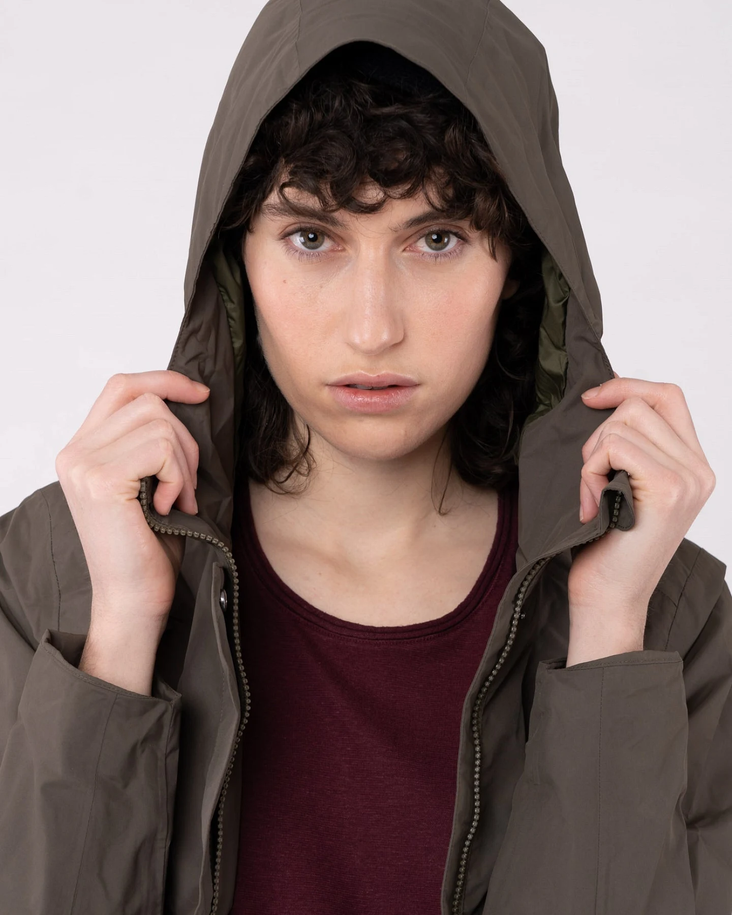 Lange Regenjacke aus recyceltem Polyester – Ansicht 3