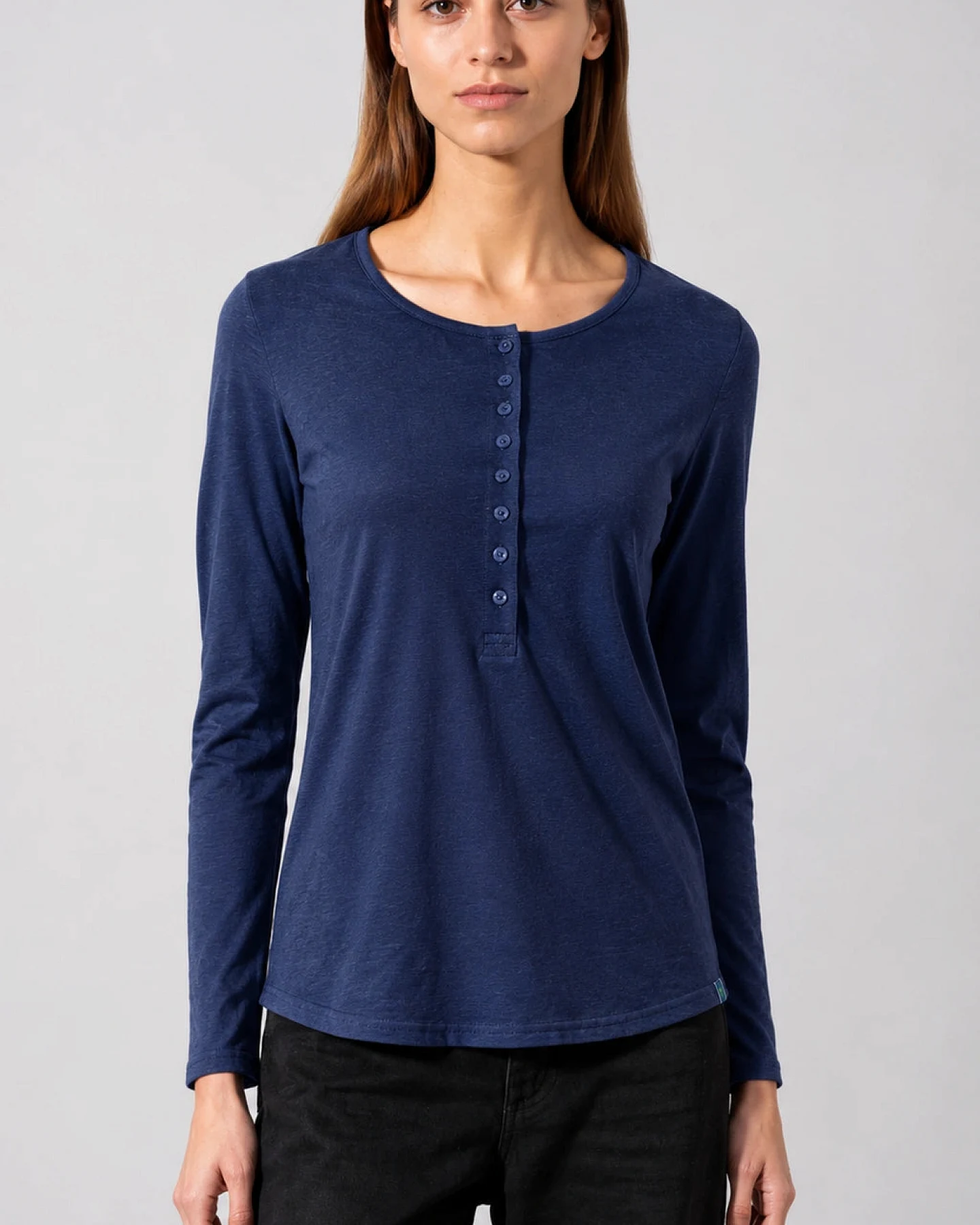 Henley Longsleeve aus Hanf & Bio Baumwolle – Ansicht 3