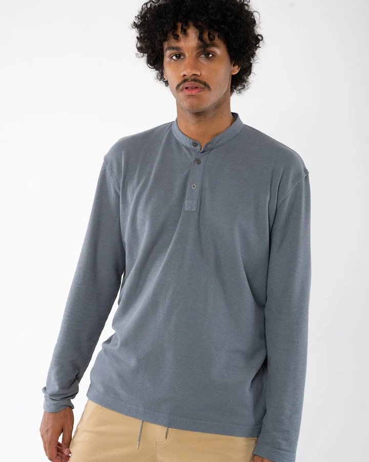 Basic Henley Hemd aus Hanf & Bio Baumwolle