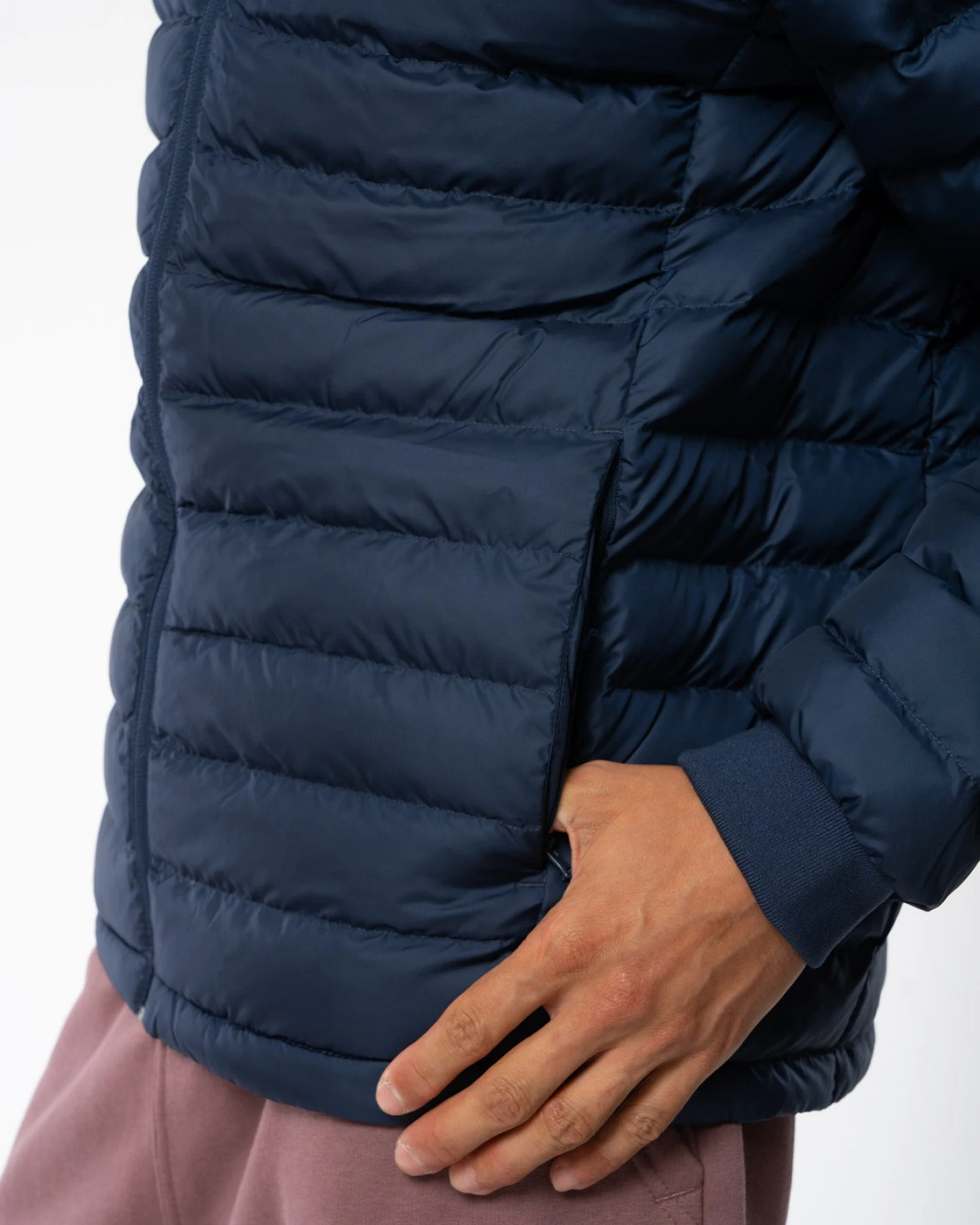 Lange Daunenjacke aus recyceltem Polyester – Ansicht 6