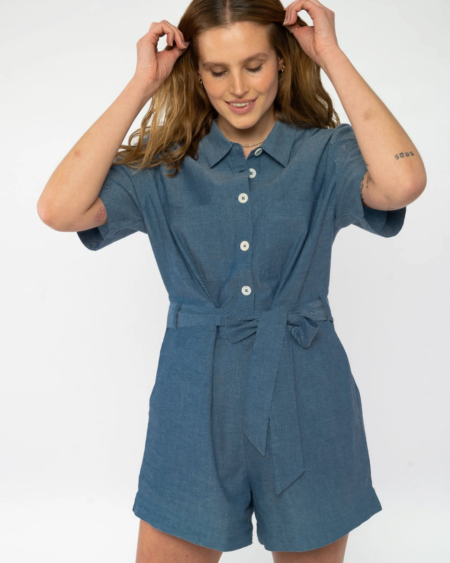 Kurzer Jumpsuit aus Bio Baumwolle – Ansicht 3