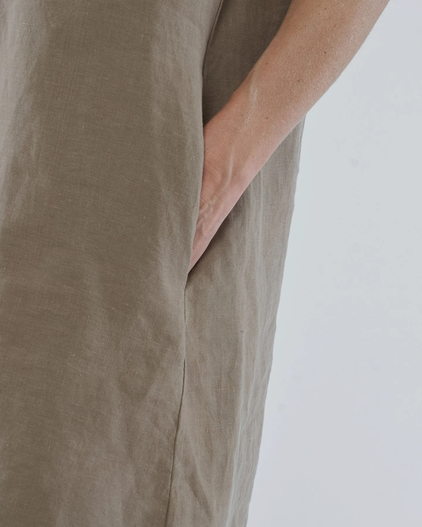 Kleid aus Leinen – Ansicht 4