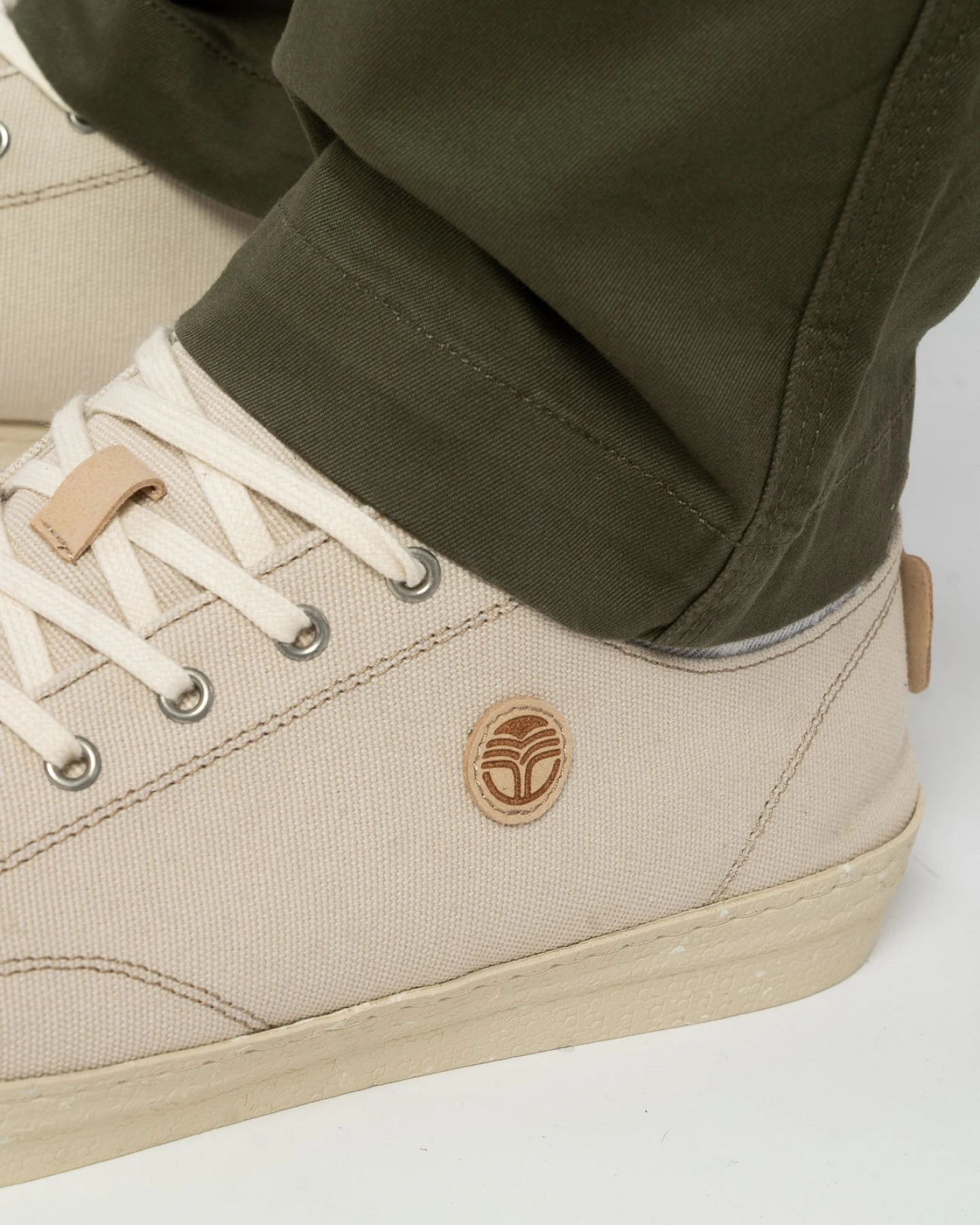 Sommer Schuhe aus recycelten Materialien – Ansicht 4