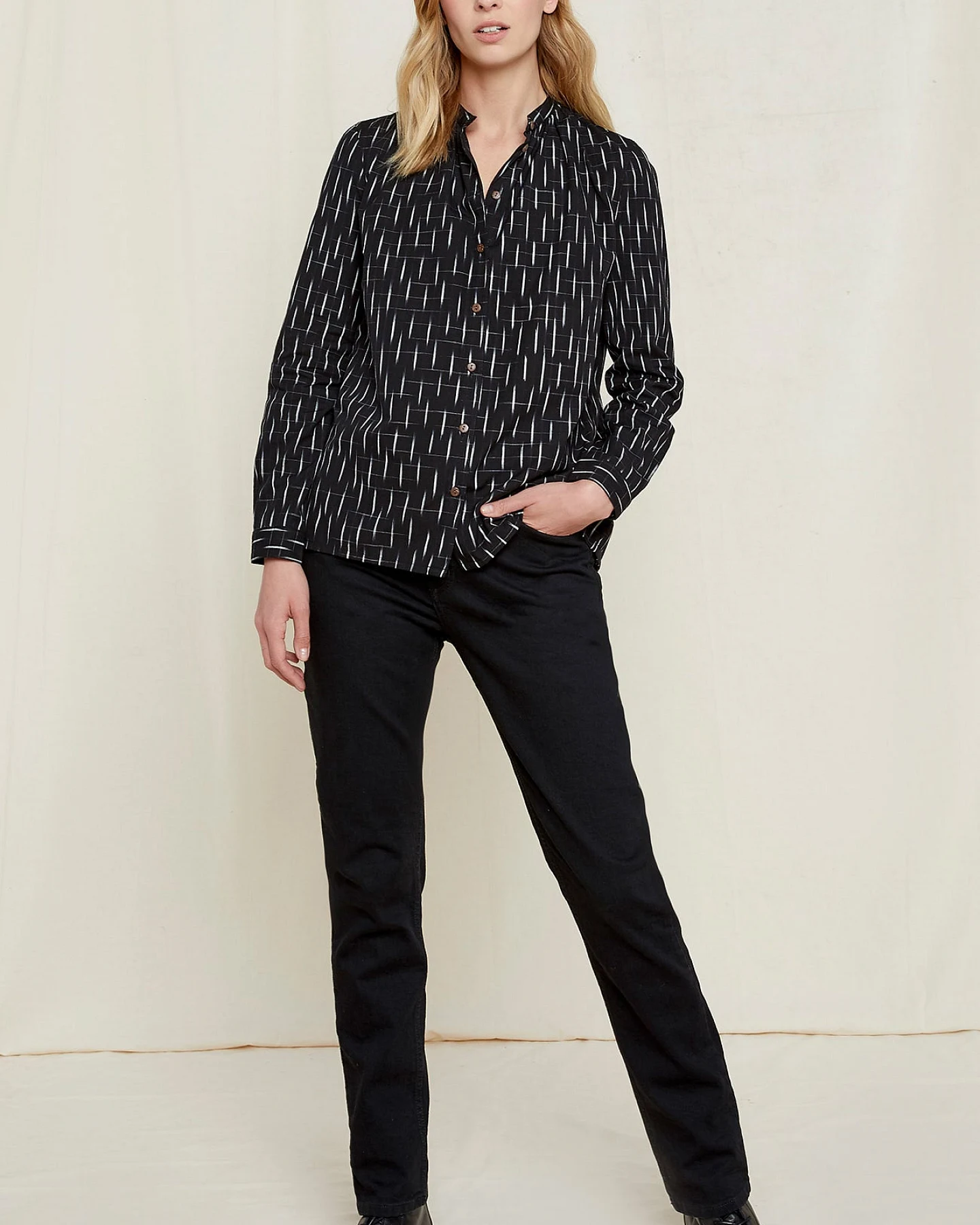Ikat Shirt aus Bio Baumwolle – Ansicht 2