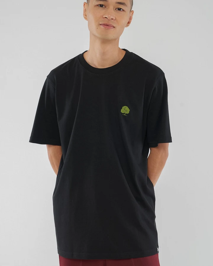Heavy T-Shirt mit edler Stickerei aus Bio Baumwolle