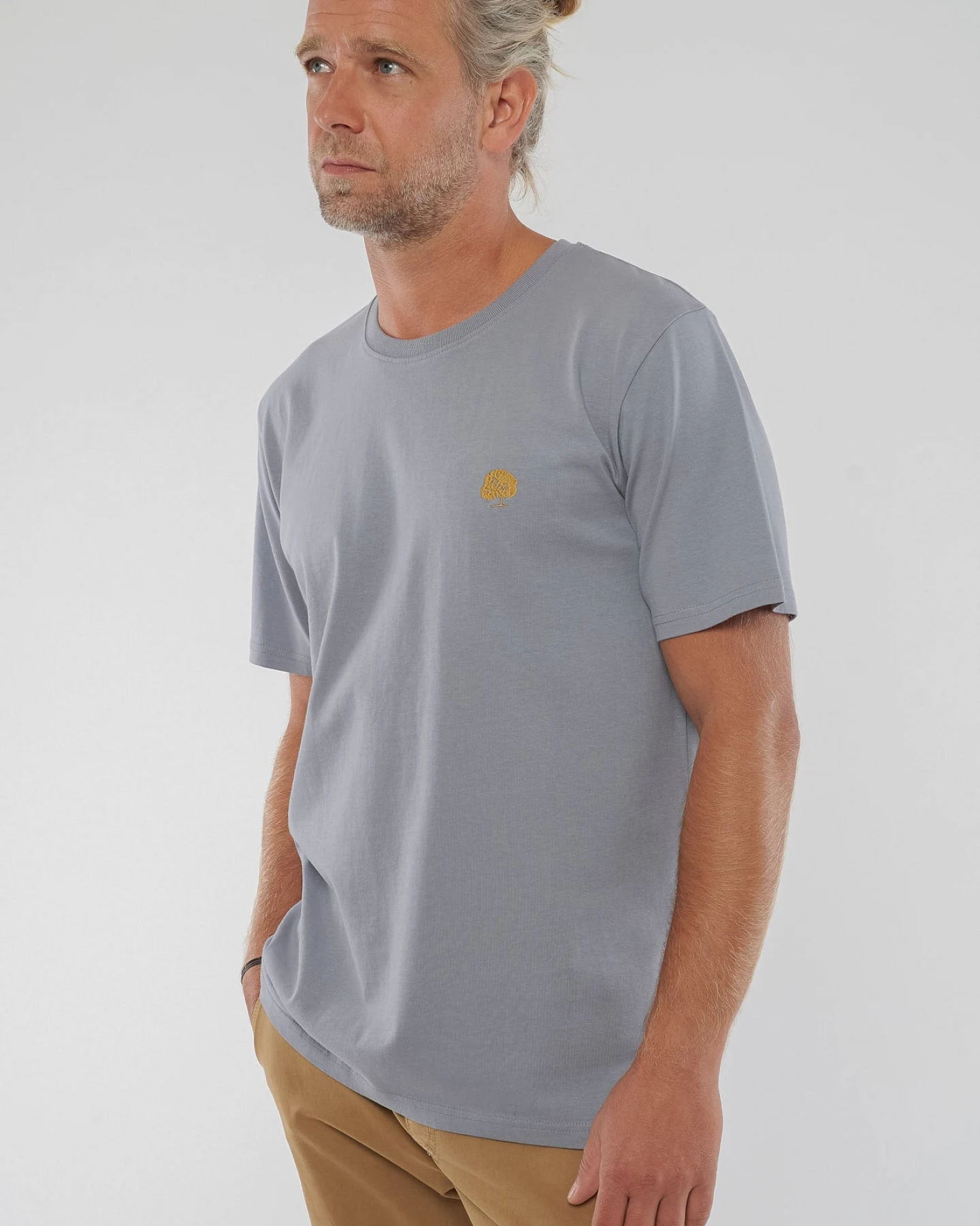 Heavy T-Shirt mit edler Stickerei aus Bio Baumwolle – Ansicht 6
