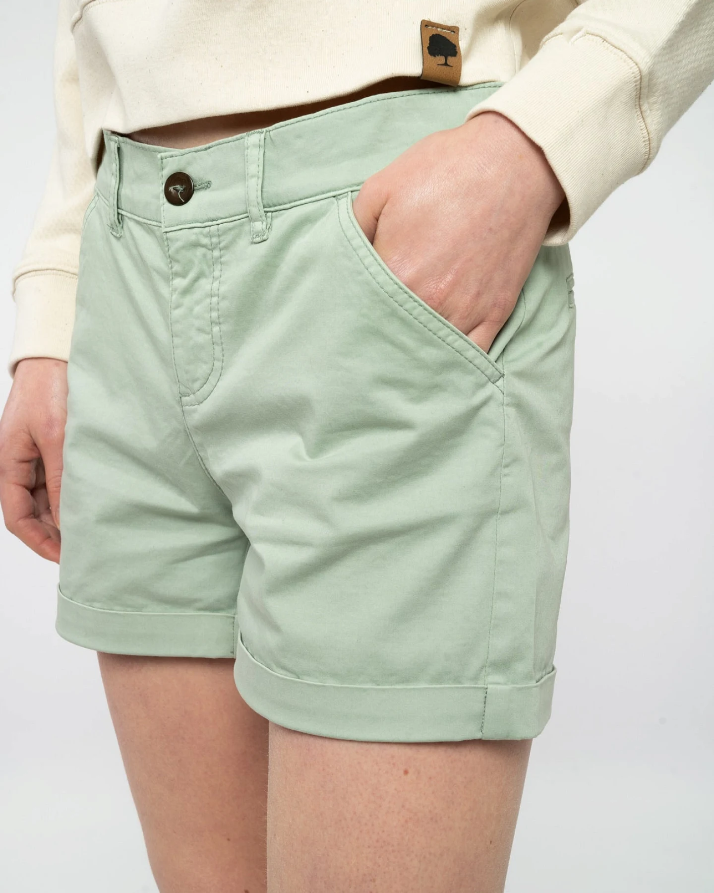 Micro-Chino Shorts aus Bio Baumwolle – Ansicht 3