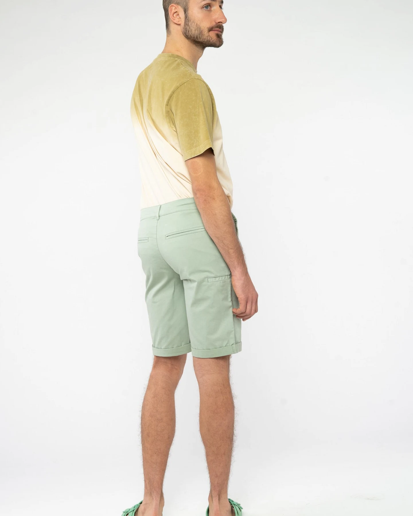 Micro-Chino Shorts aus Bio Baumwolle – Ansicht 3