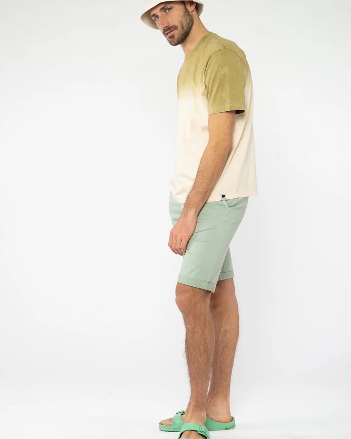 Micro-Chino Shorts aus Bio Baumwolle