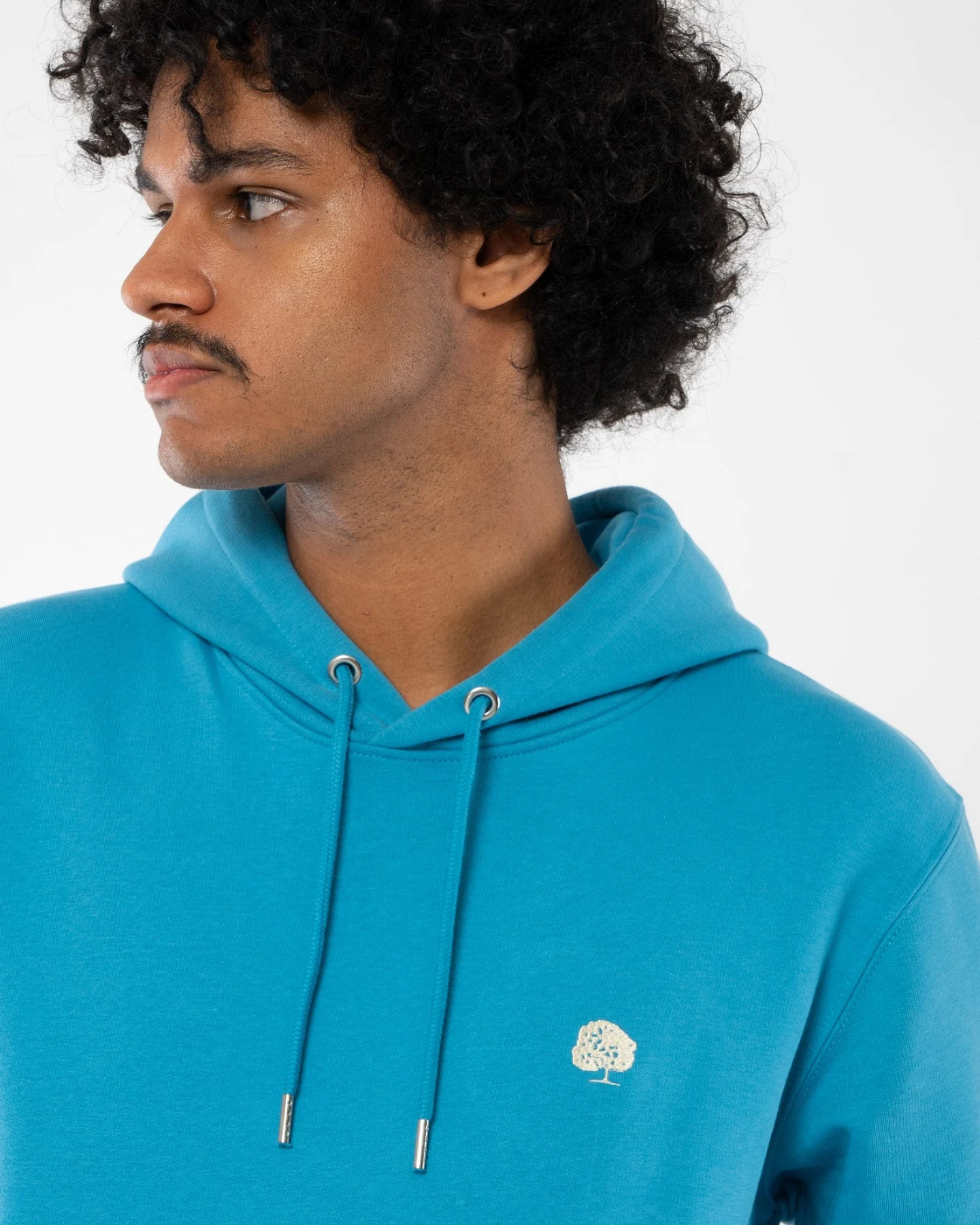 Hoodie aus Bio Baumwolle & recyceltem Polyester – Ansicht 6