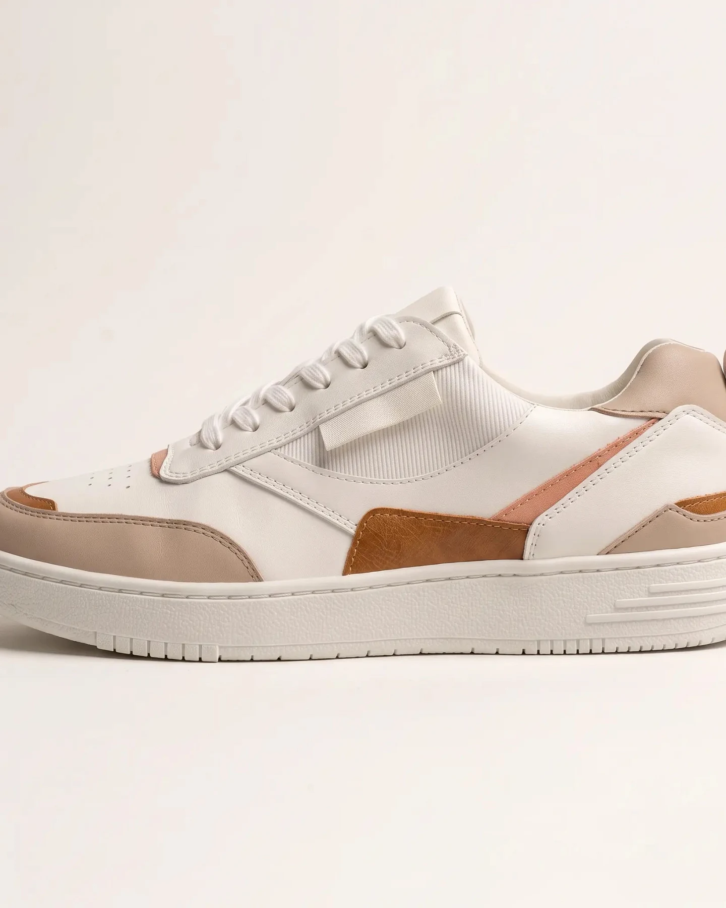 Sand Schuhe aus recyceltem Polyester – Ansicht 2