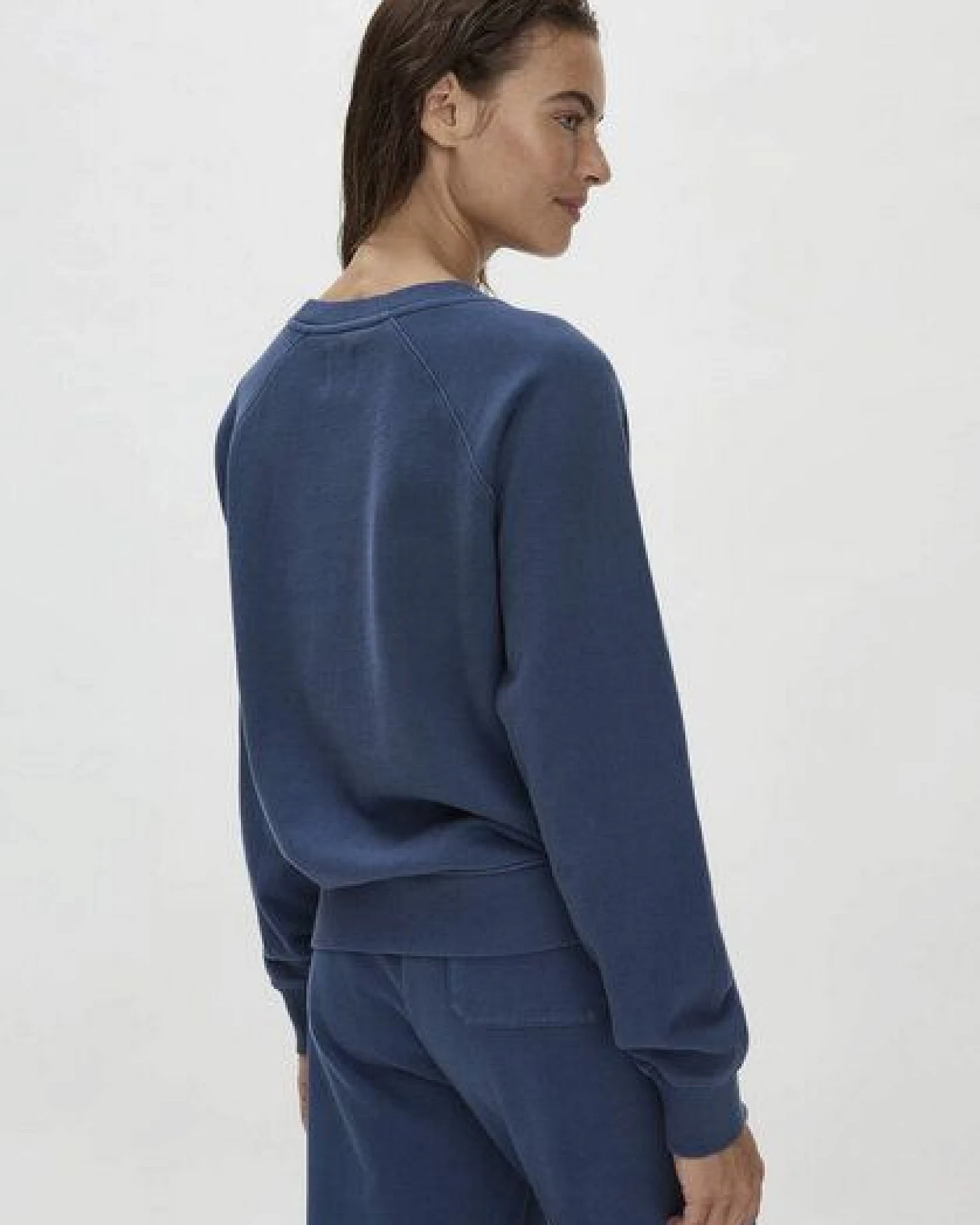 hessnatur Sweatshirt Oversize aus reiner Bio-Baumwolle – Ansicht 2