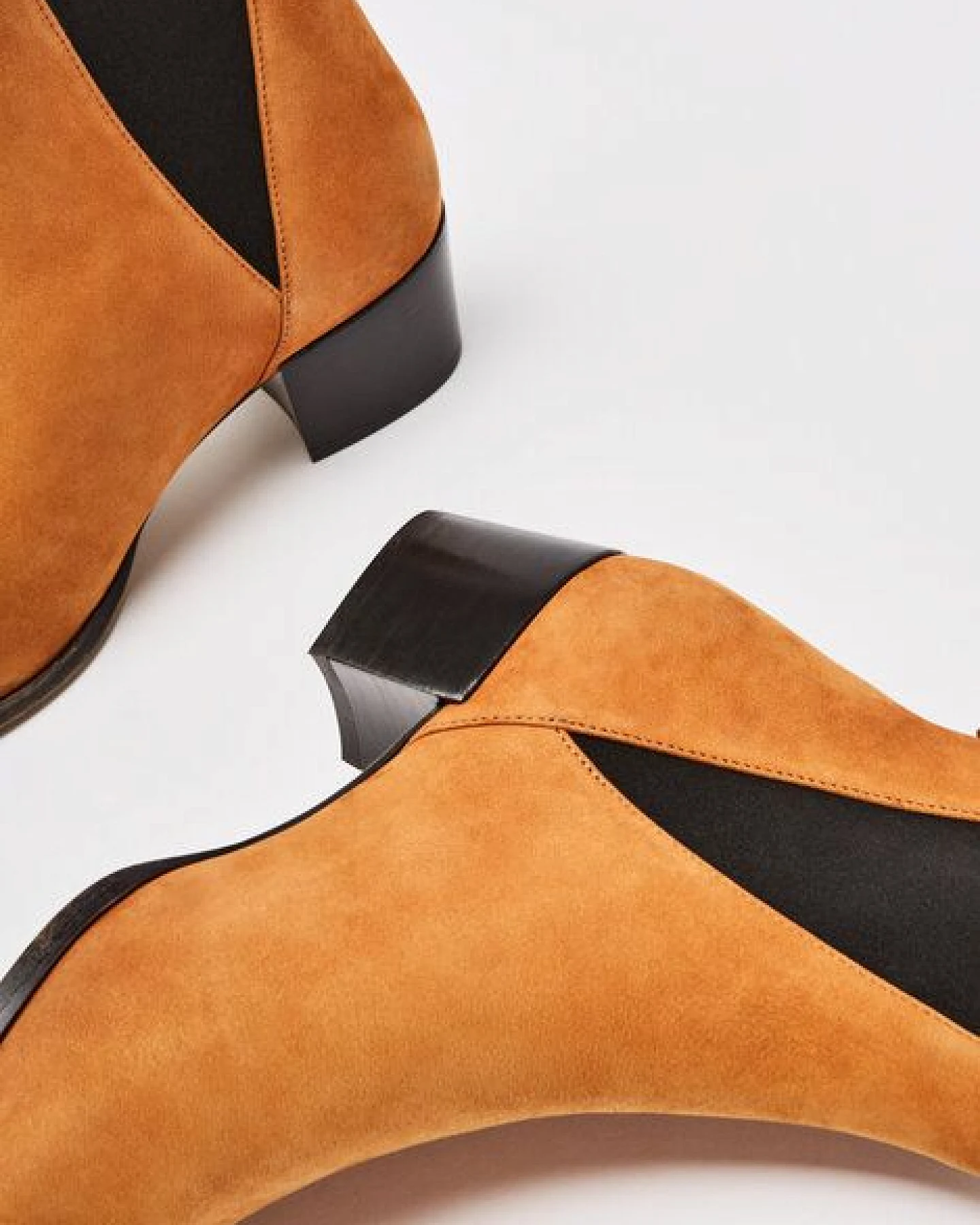 NINE TO FIVE #brygge - Chelsea Boot mit Blockabsatz aus Bioleder – Ansicht 3