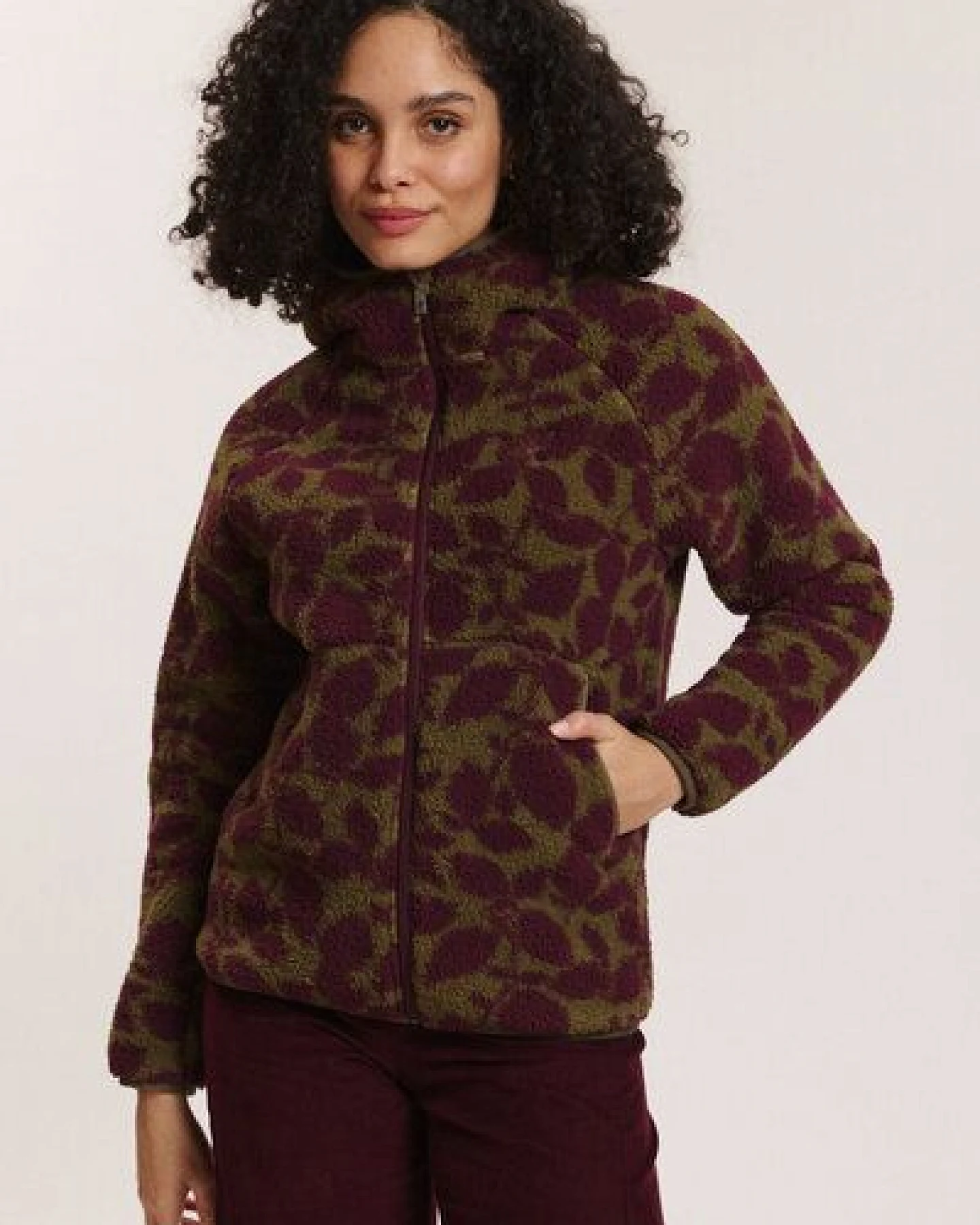 TRANQUILLO Teddy-Fleecejacke Alinaa aus recyceltem Polyester – Ansicht 2