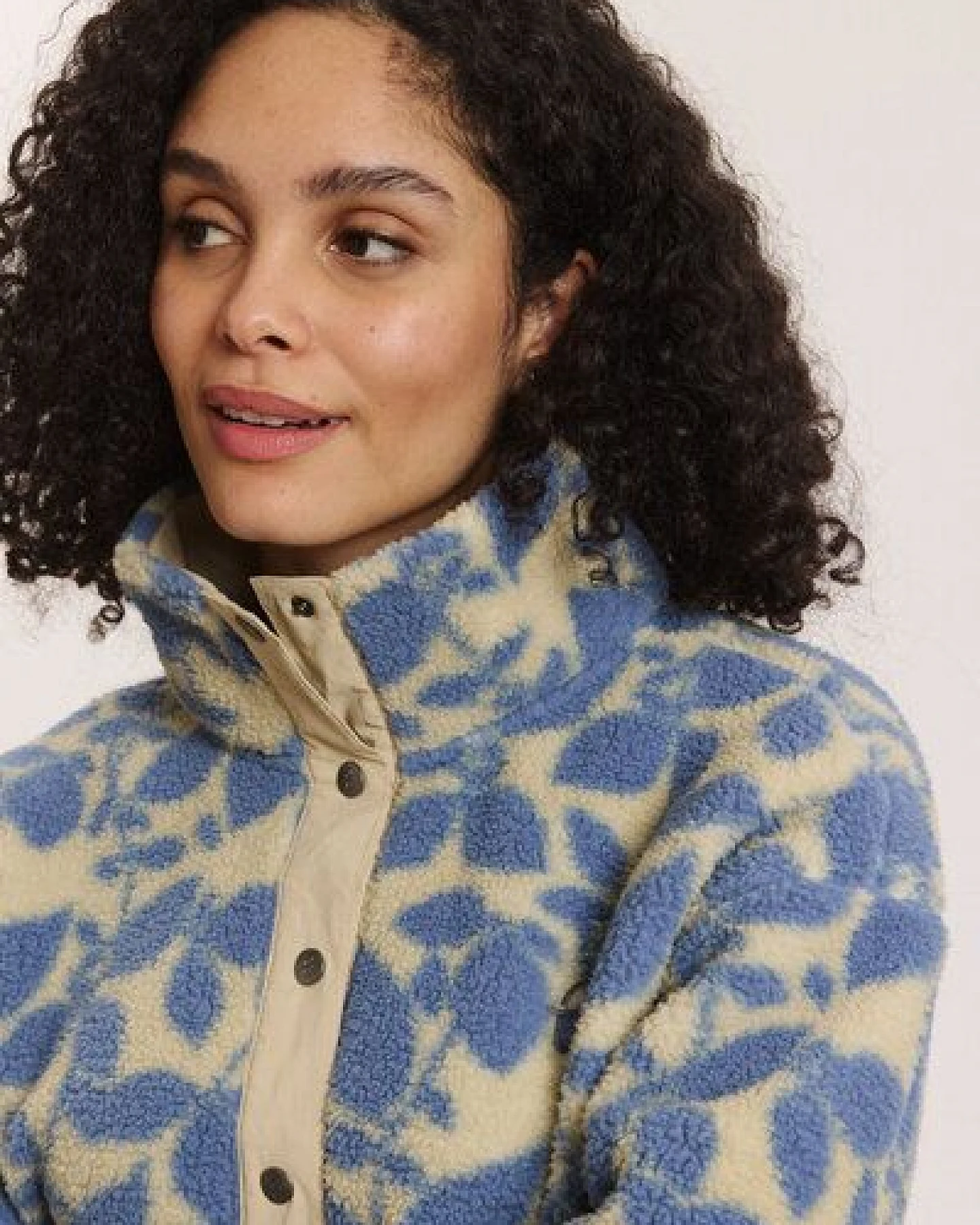 TRANQUILLO Fleece-Schlupfjacke Jorgaa mit recyceltem Polyester – Ansicht 3