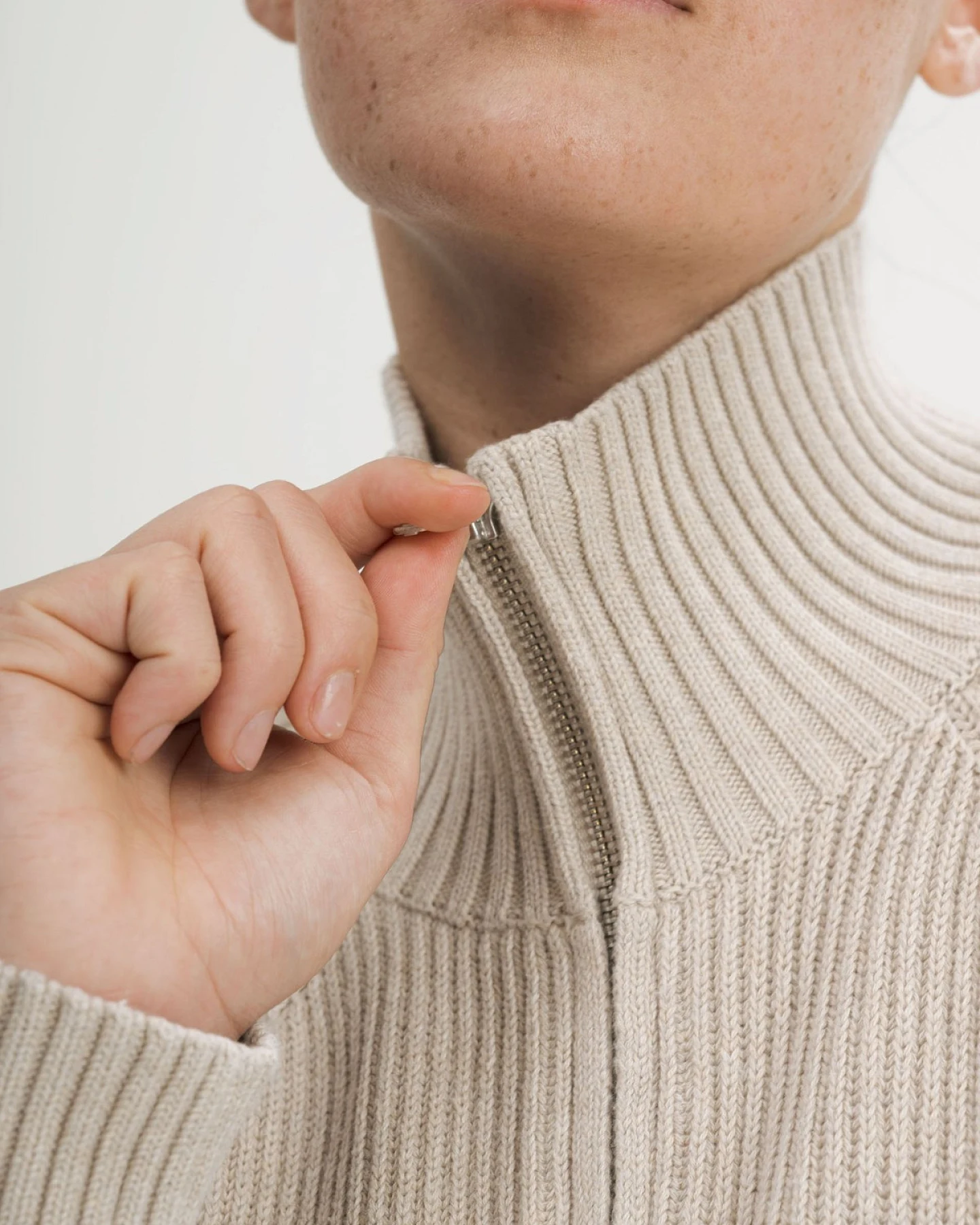 Strickjacke Rippstrick Kamuka Beige – Ansicht 4