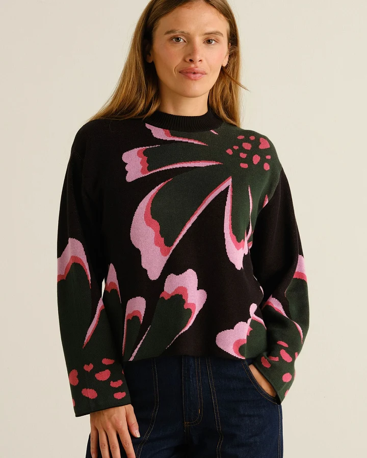 Strickpullover Limhamn Big Bloom Schwarz