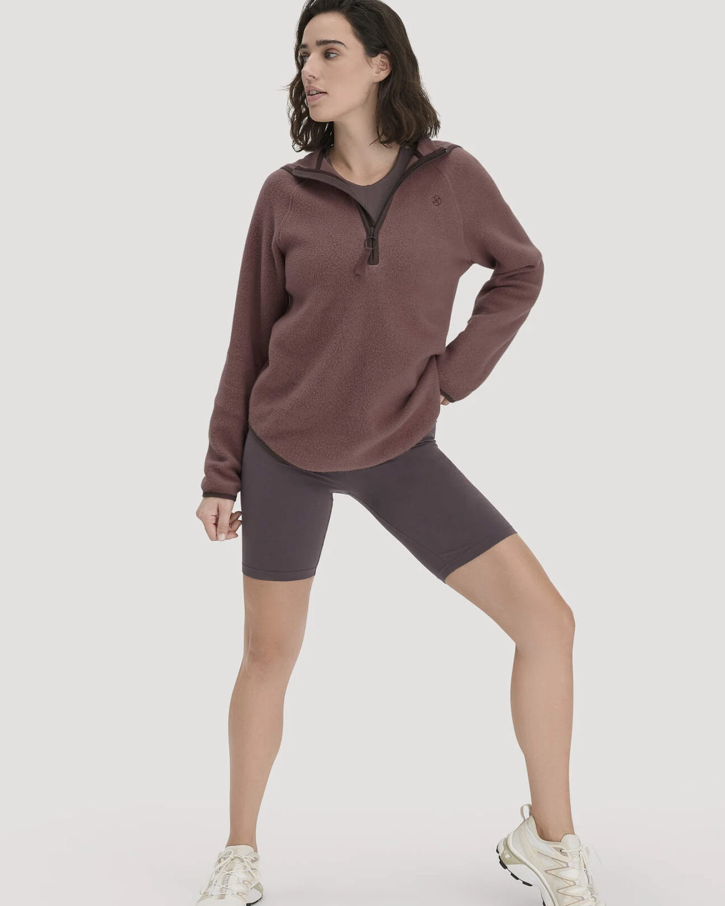 hessnatur Loungewear Fleece Hoodie Relaxed ACTIVE LIGHT aus Bio-Baumwolle - braun - Größe L – Ansicht 2