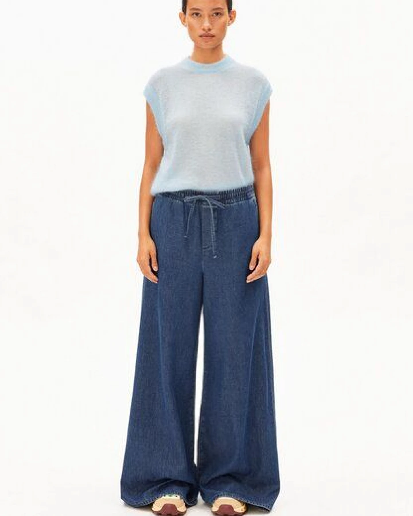 ARMEDANGELS KELAANI DENIM Damen Stoffhose aus Bio-Baumwoll-Mix – Ansicht 4